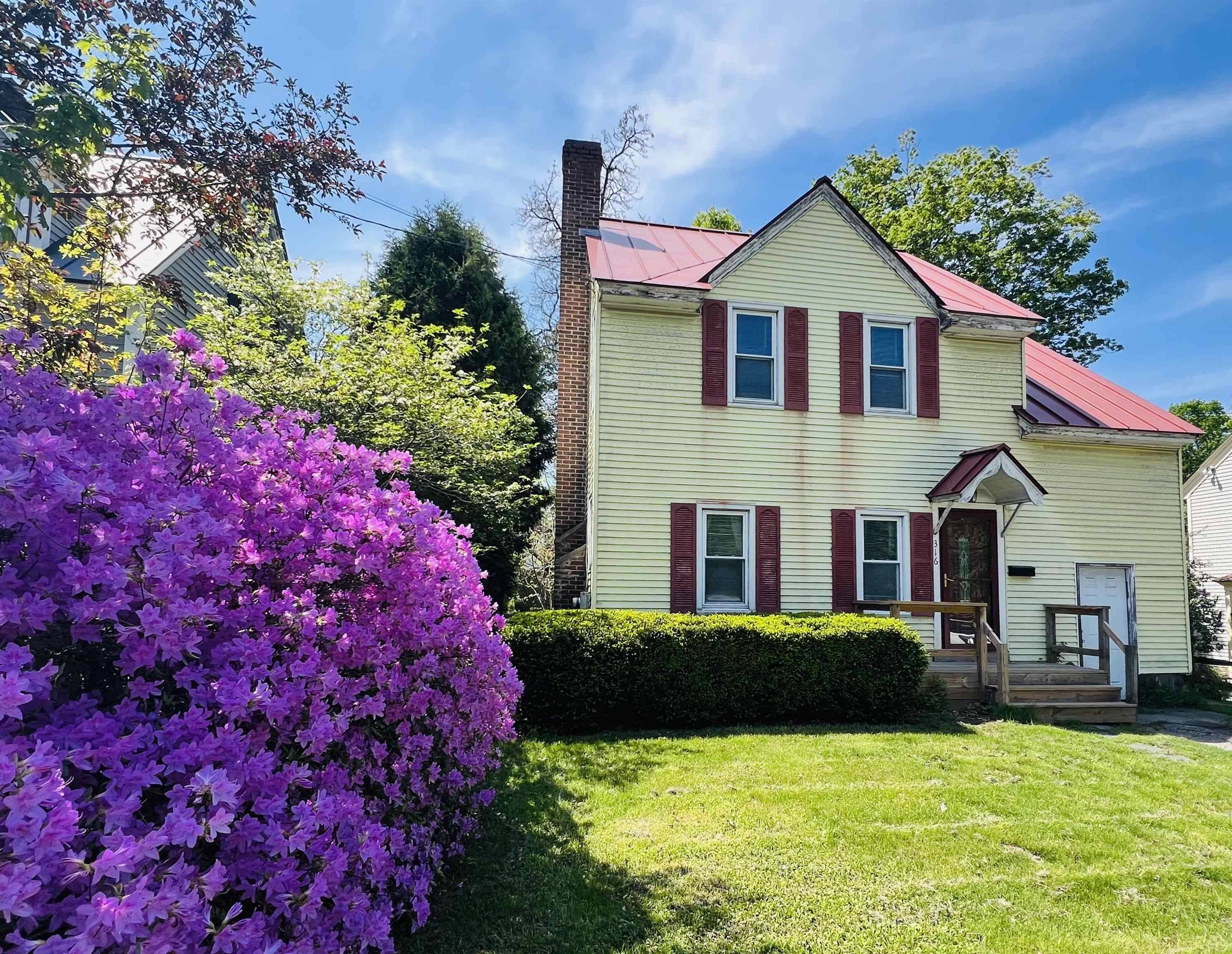 Brattleboro, VT 05301,316 Putney RD
