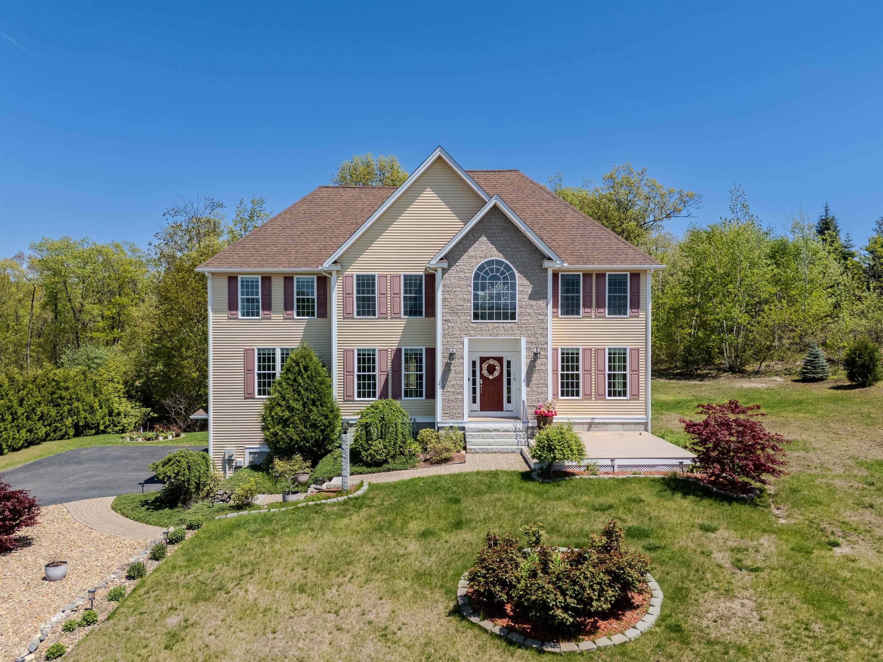 Windham, NH 03087,16 Burnham RD
