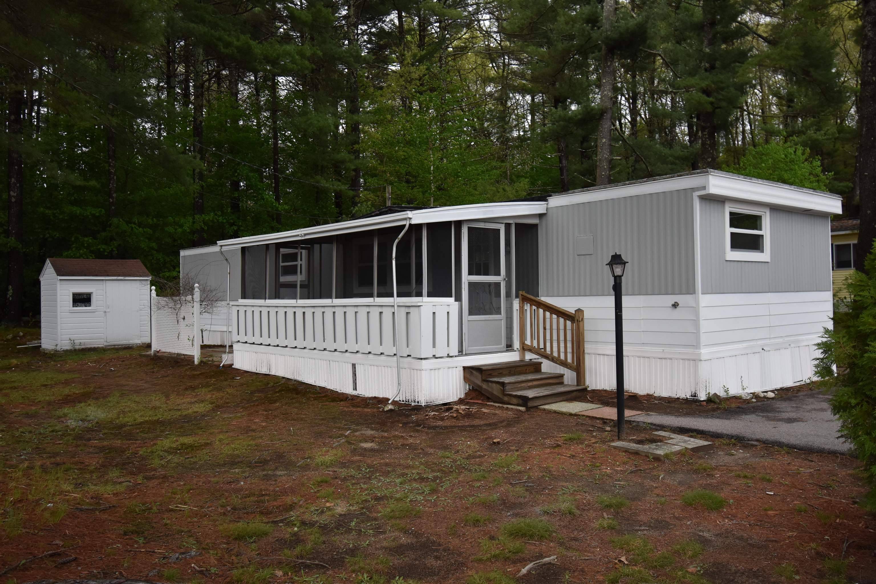 Nashua, NH 03062,40 Farmwood DR