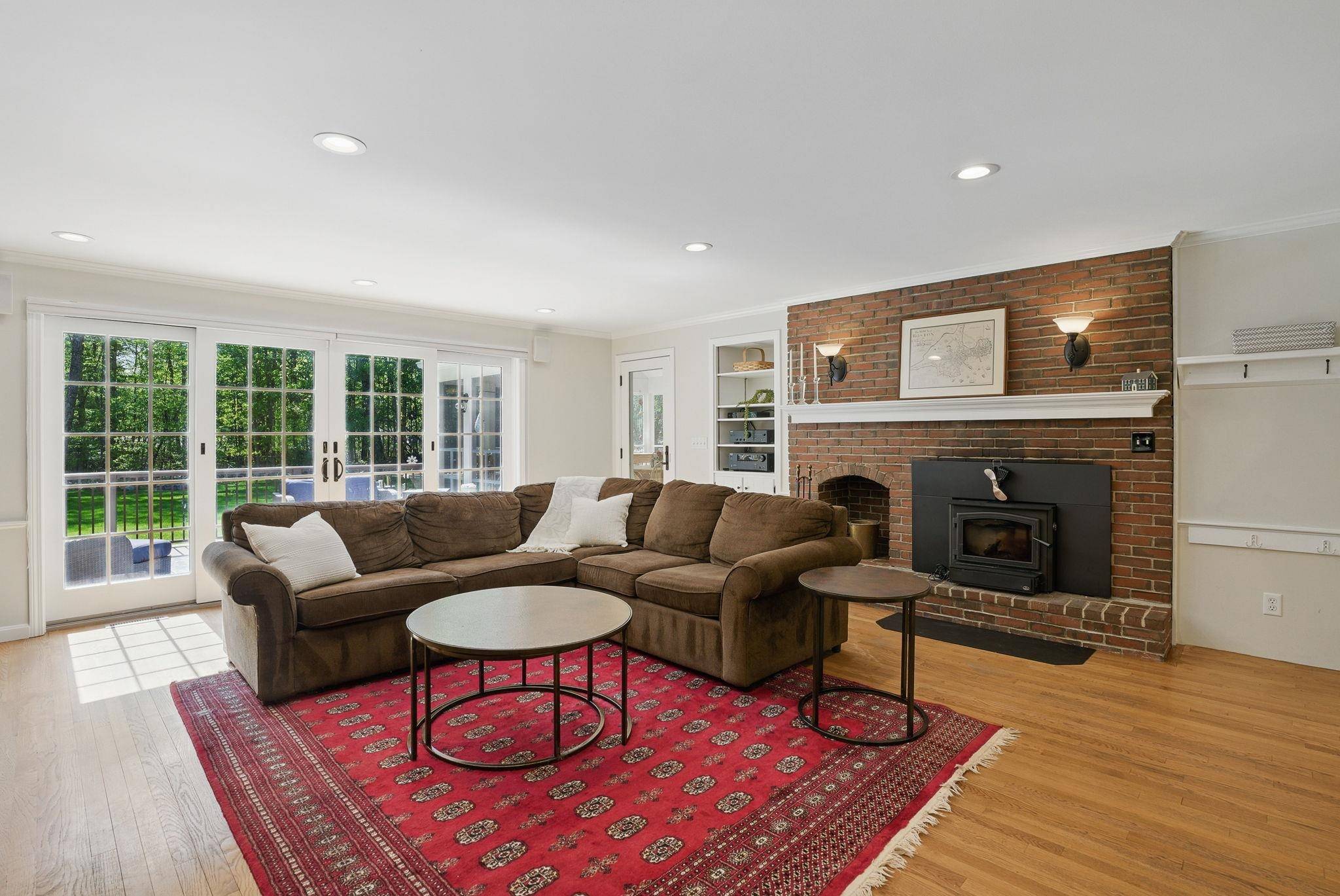 Bedford, NH 03110,114 Blanford PL