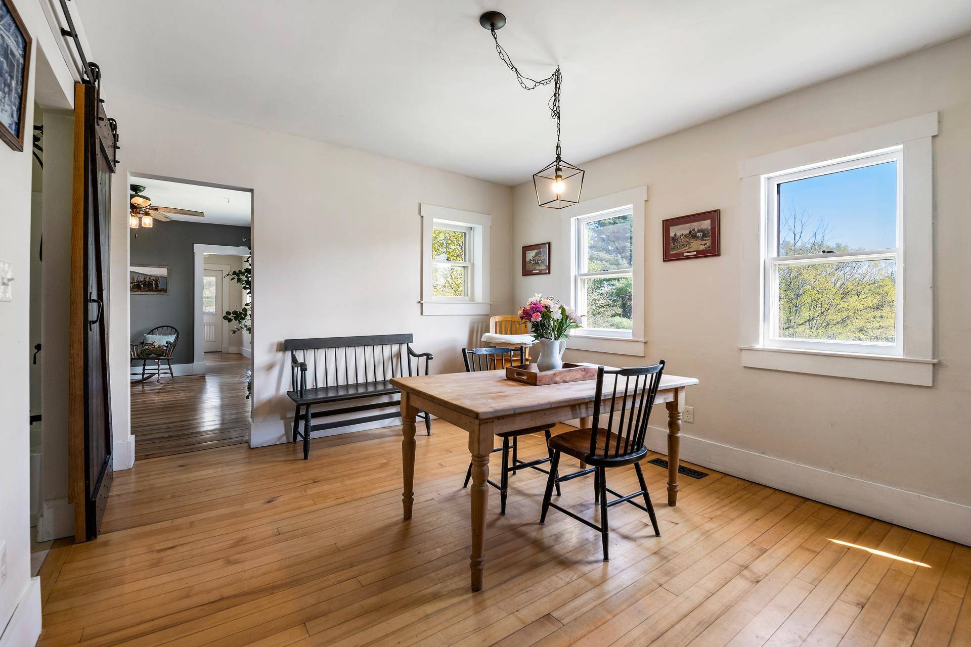 18 Cary Farm RD Sunapee, NH 03782