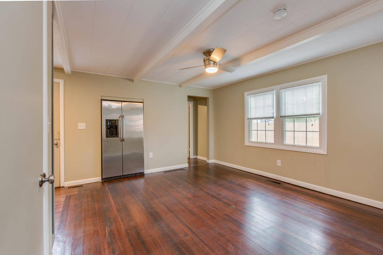 Nashua, NH 03060,6 Pond ST