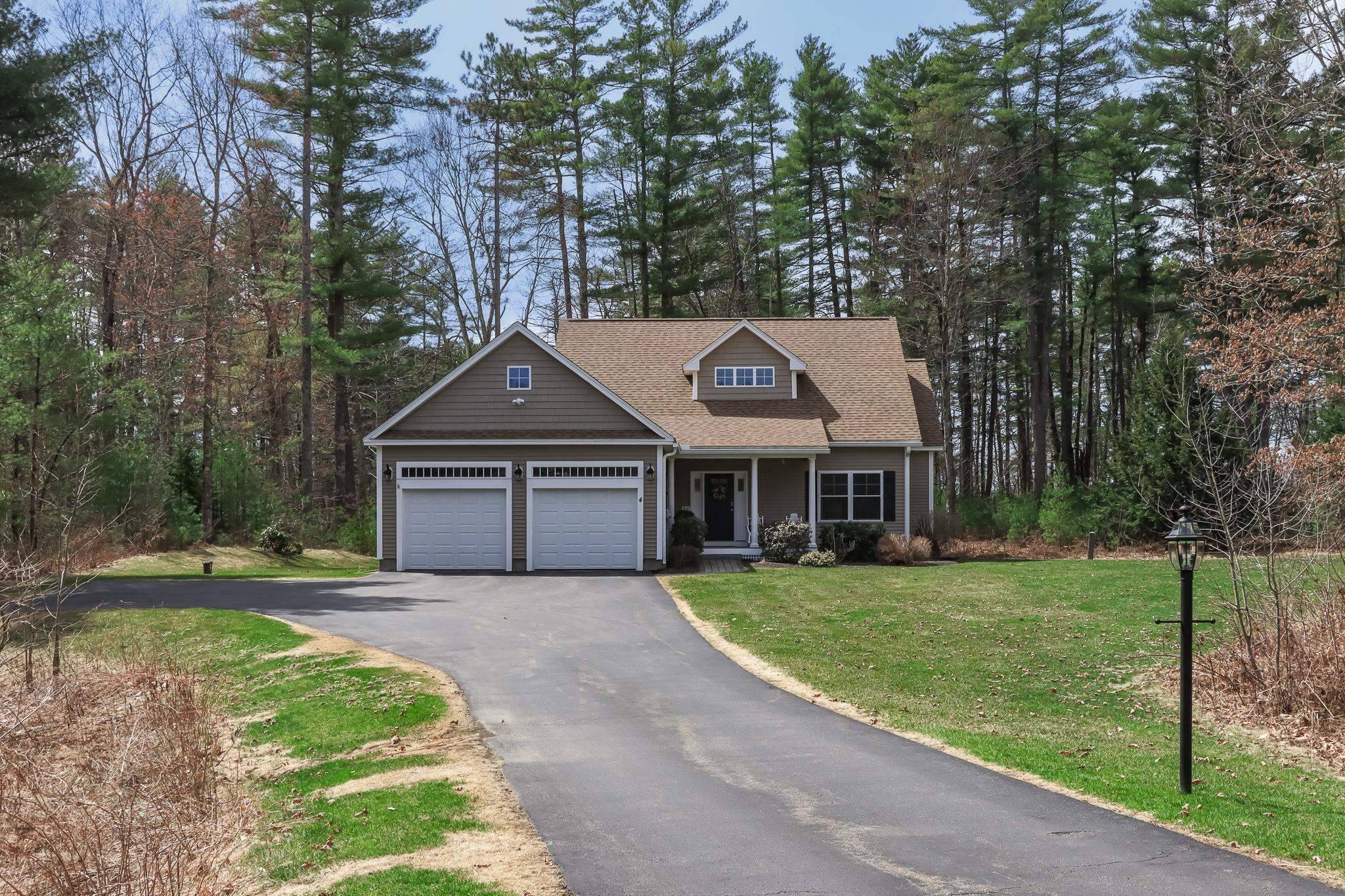 Concord, NH 03301,4 Morrill LN