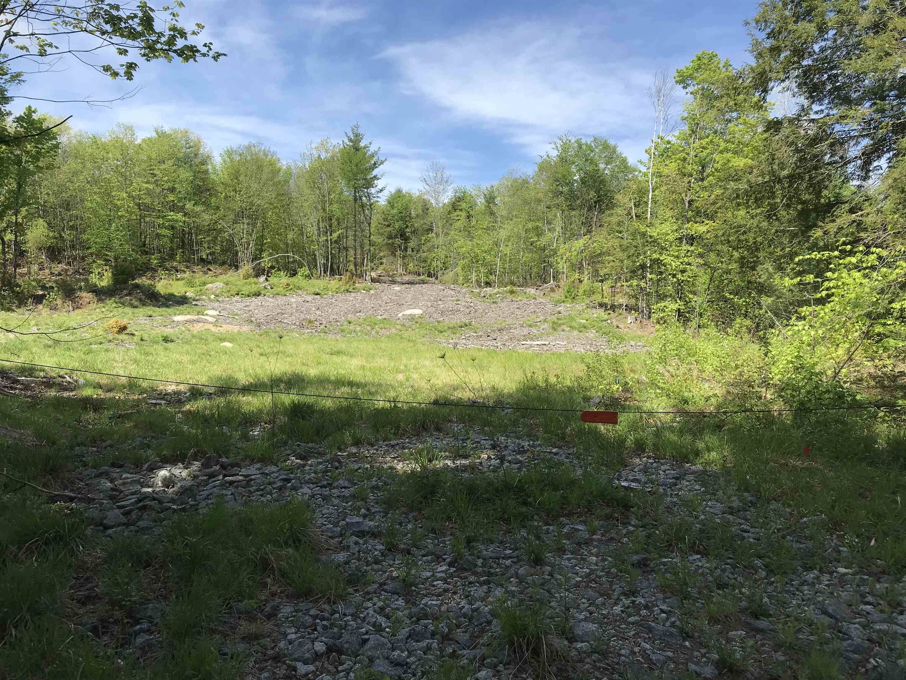 Stoddard, NH 03464,42-11 Route 9