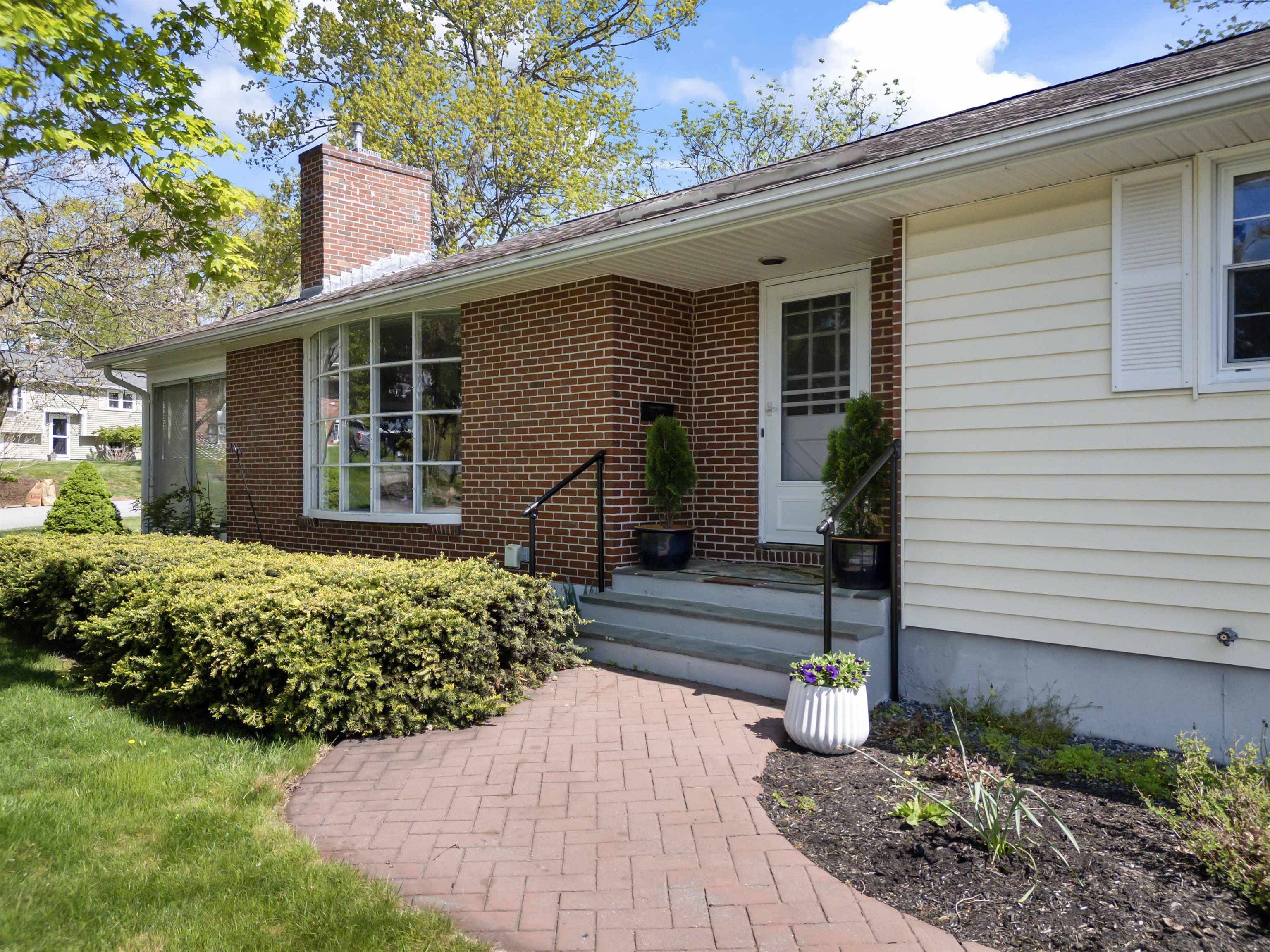 Portsmouth, NH 03801,1 Taylor LN