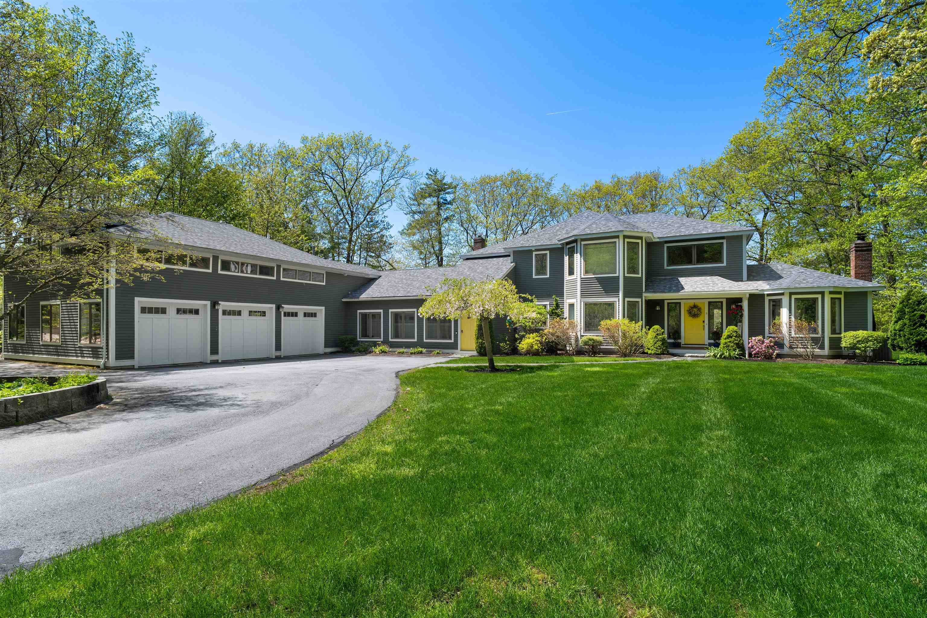 Stratham, NH 03885,8 Wingate CT