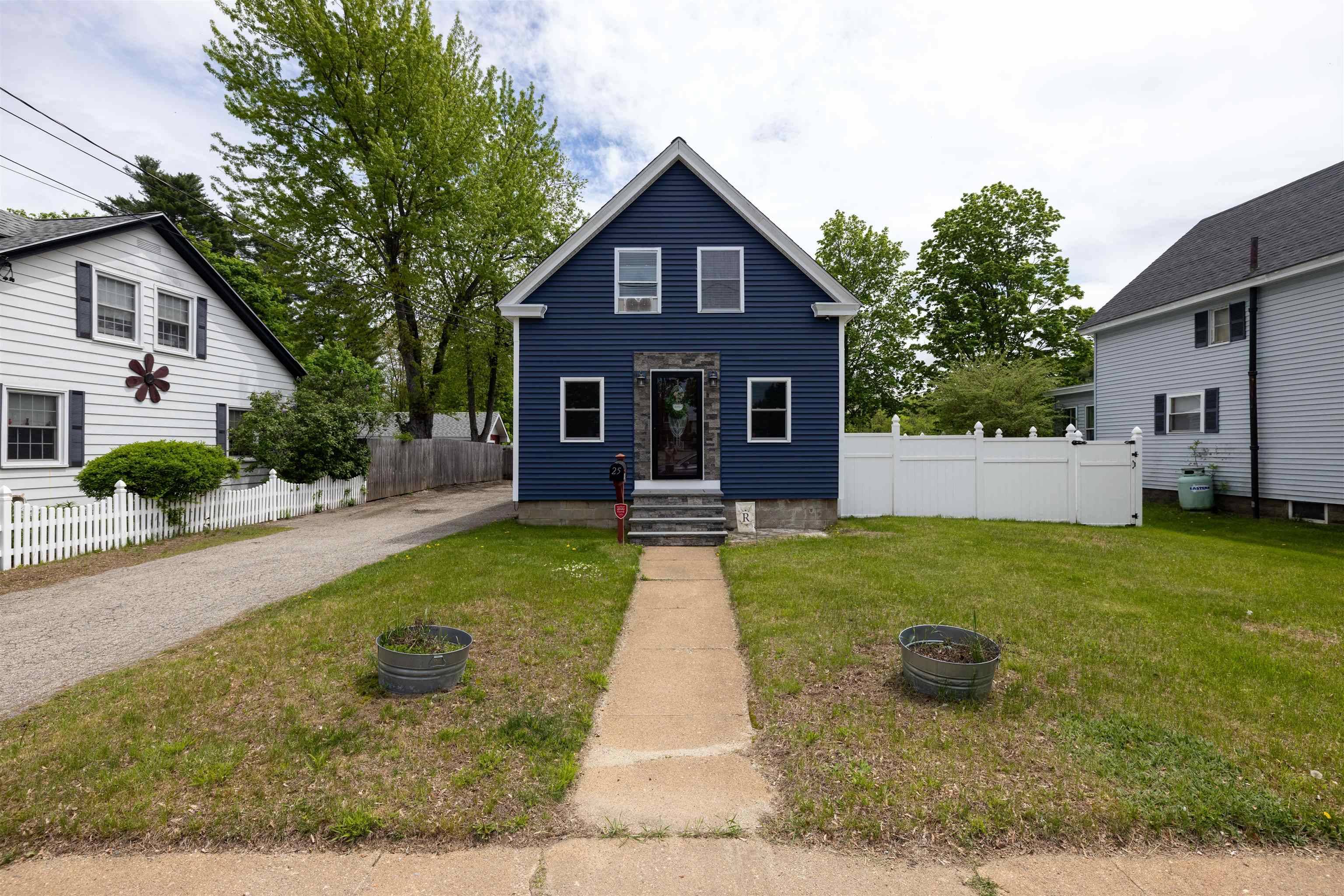 Rochester, NH 03867,25 Linden ST