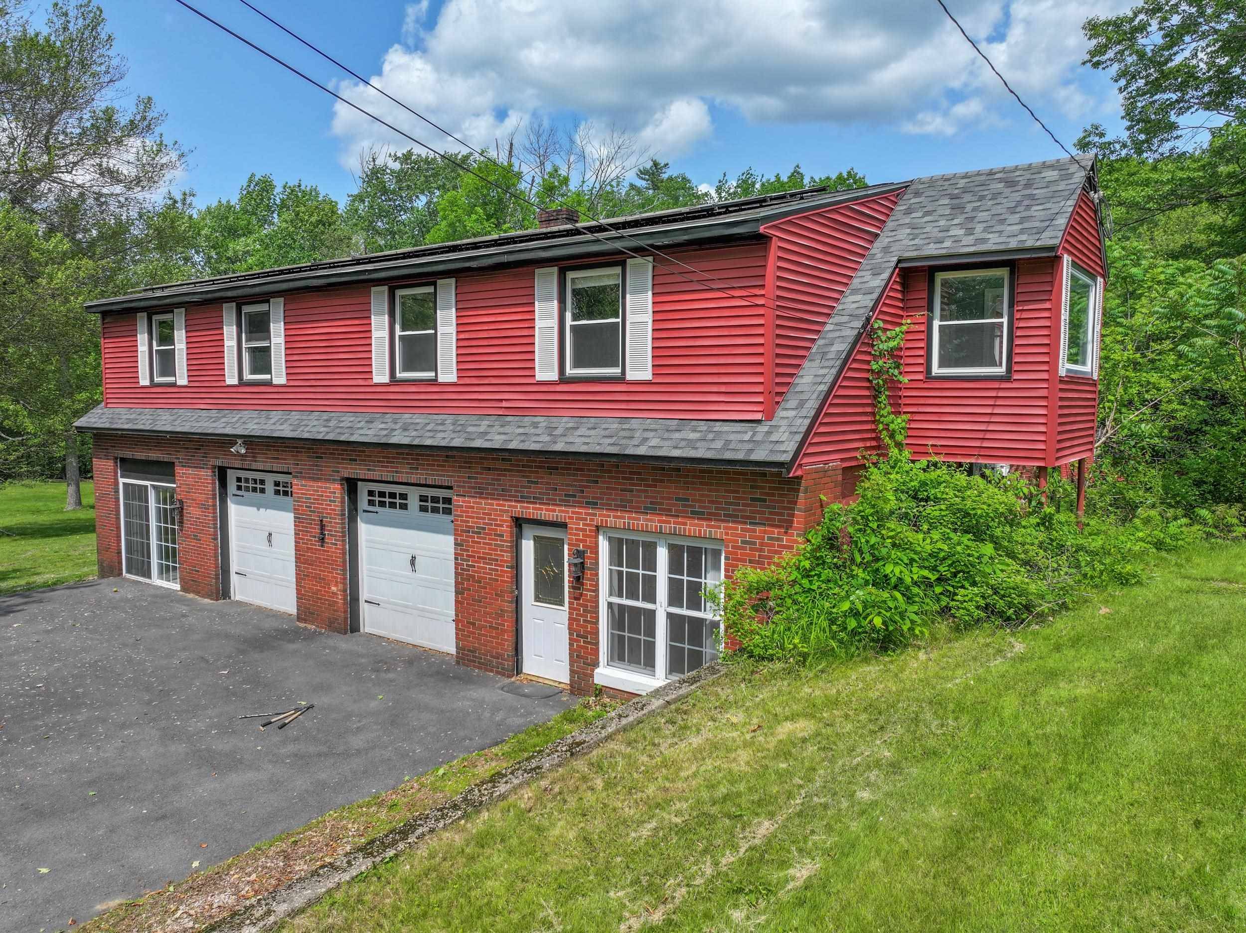 Derry, NH 03038,7 Pond RD