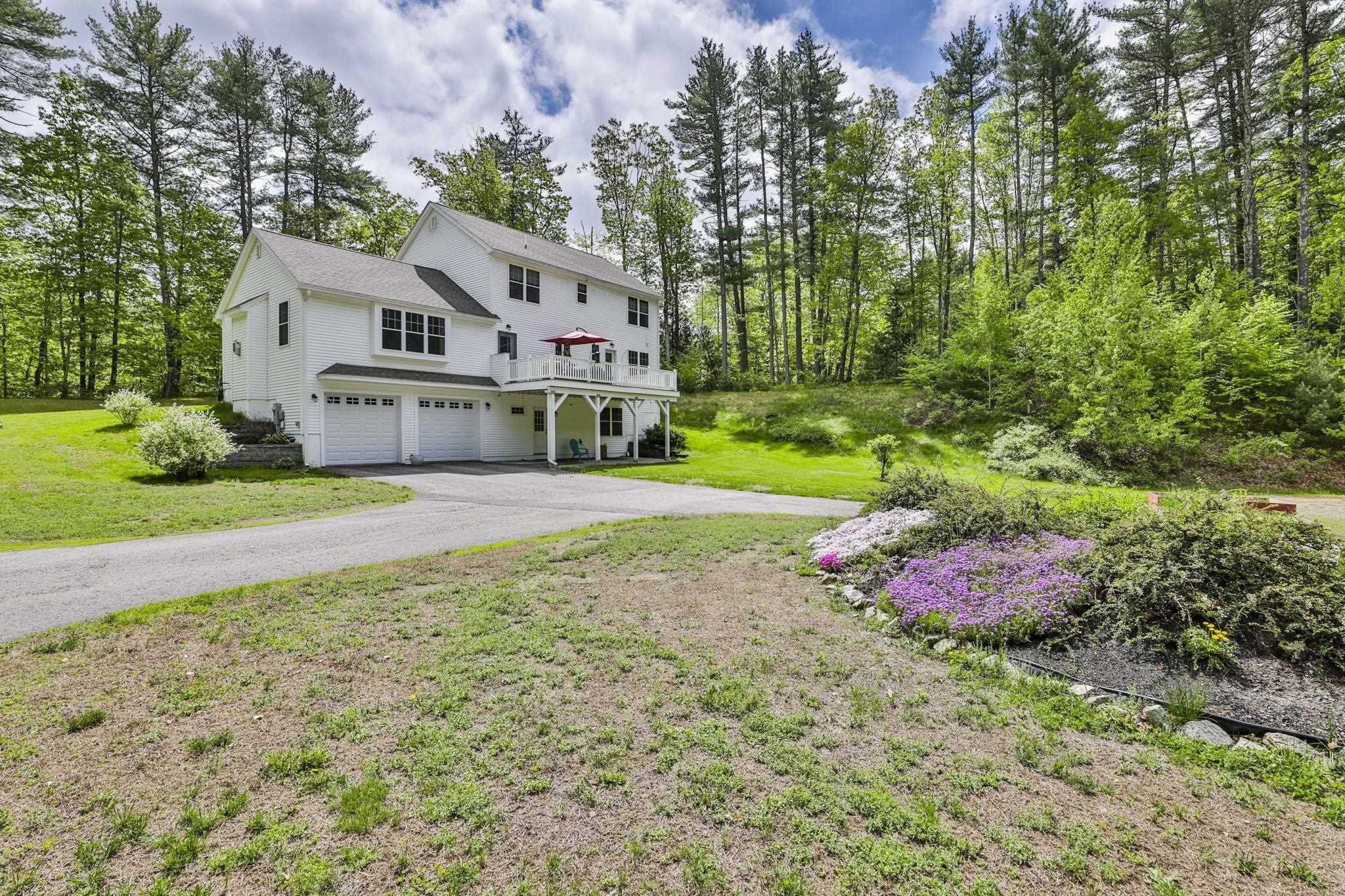Hollis, NH 03049,304 Silver Lake RD