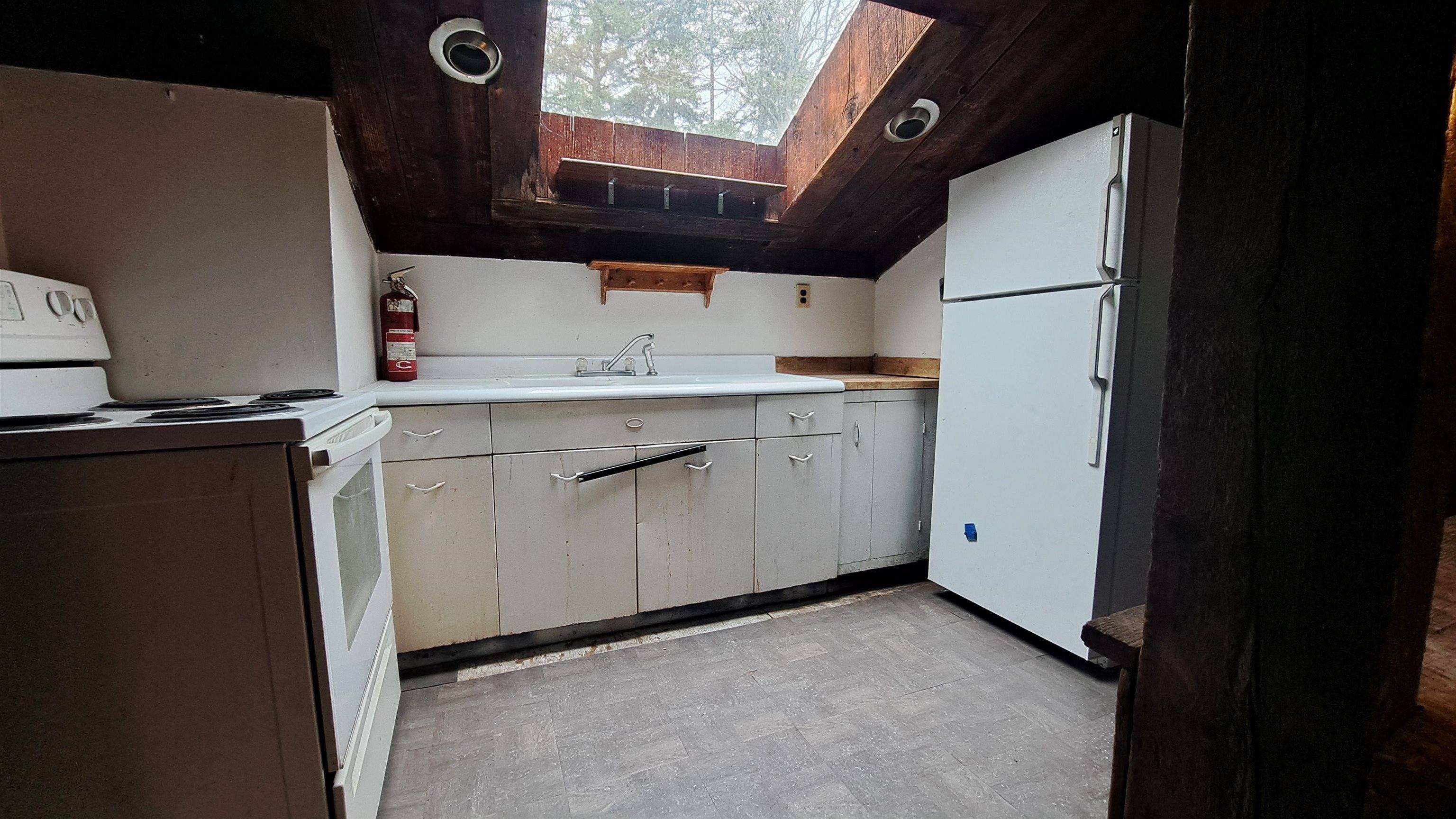 Dover, VT 05356,233 Blue Brook RD