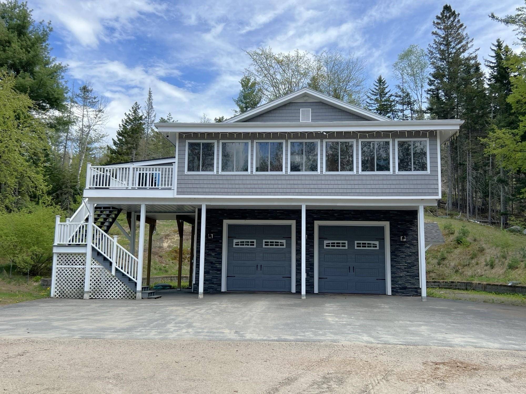 Milan, NH 03570,482 East side River RD