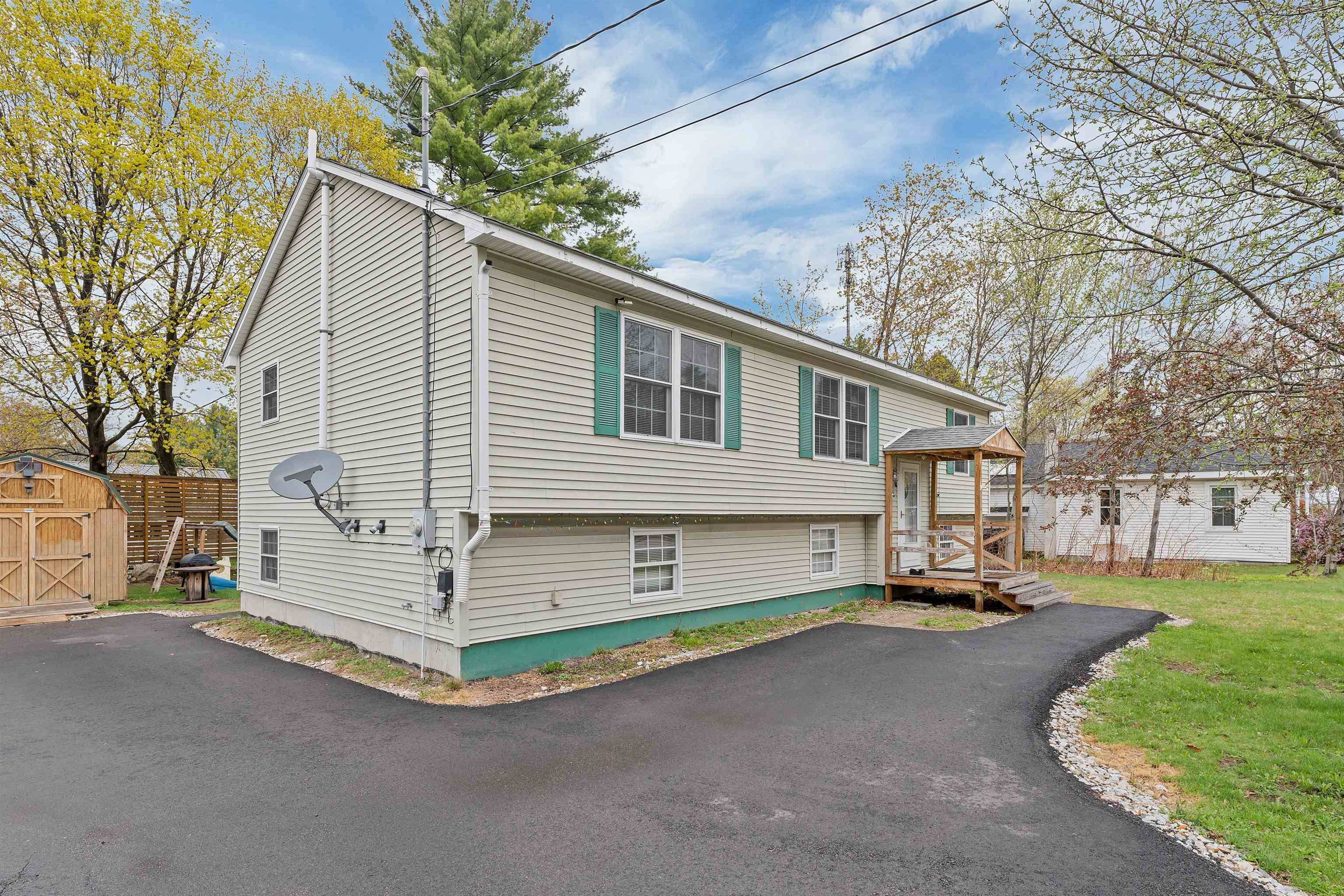 Conway, NH 03818,156 East Main ST
