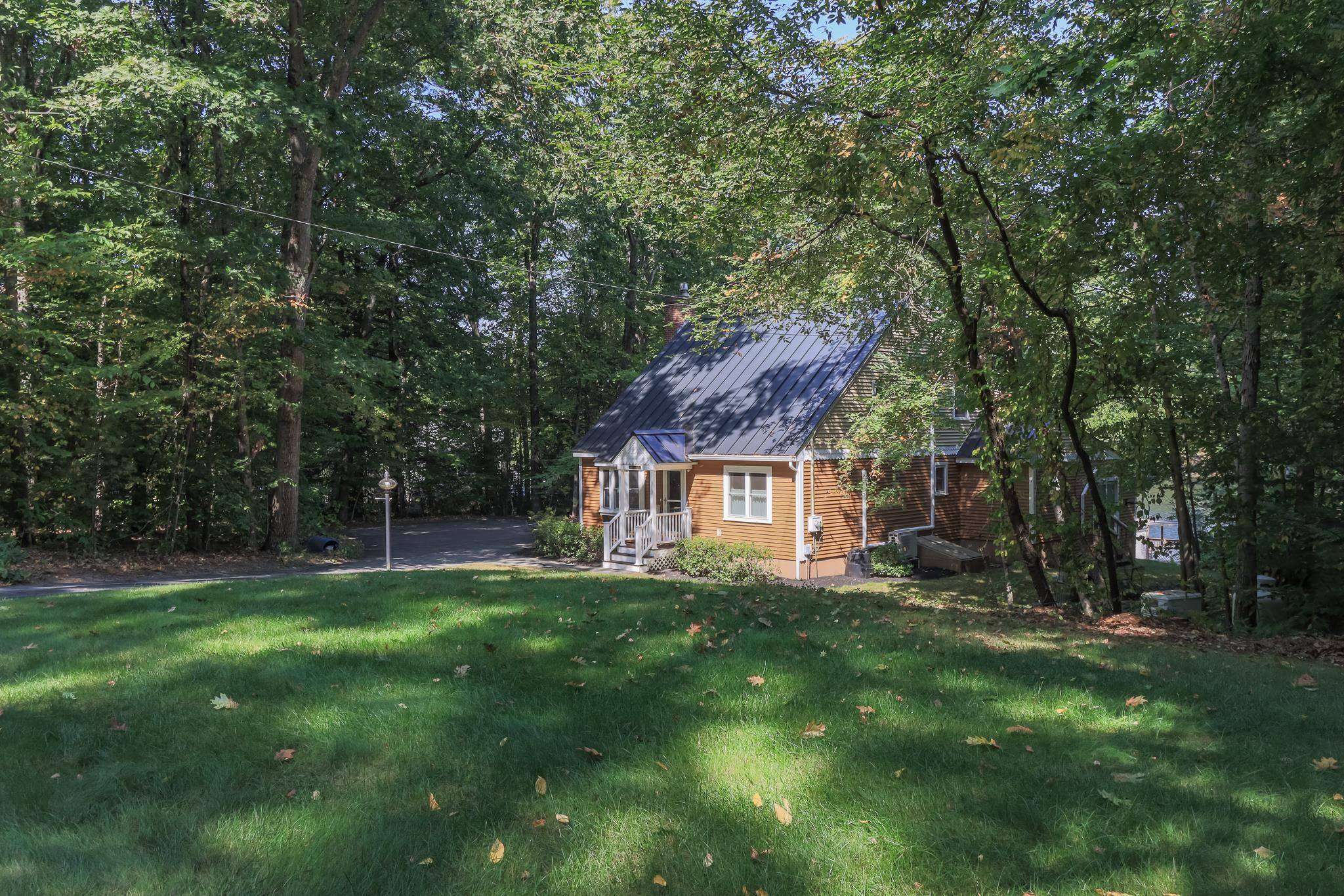 Henniker, NH 03242,111 Shore DR