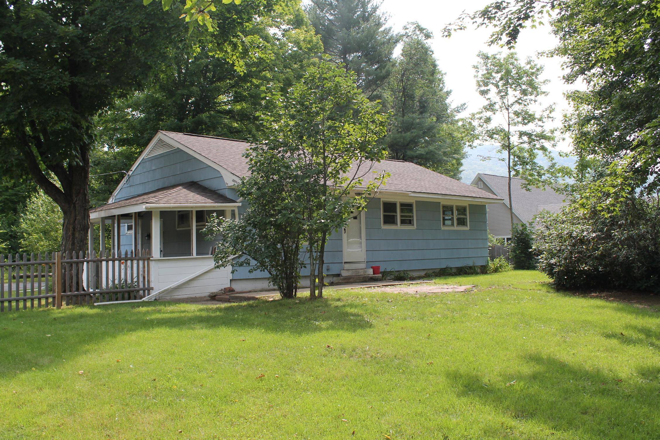 Woodstock, NH 03262,56 Kancamagus HWY