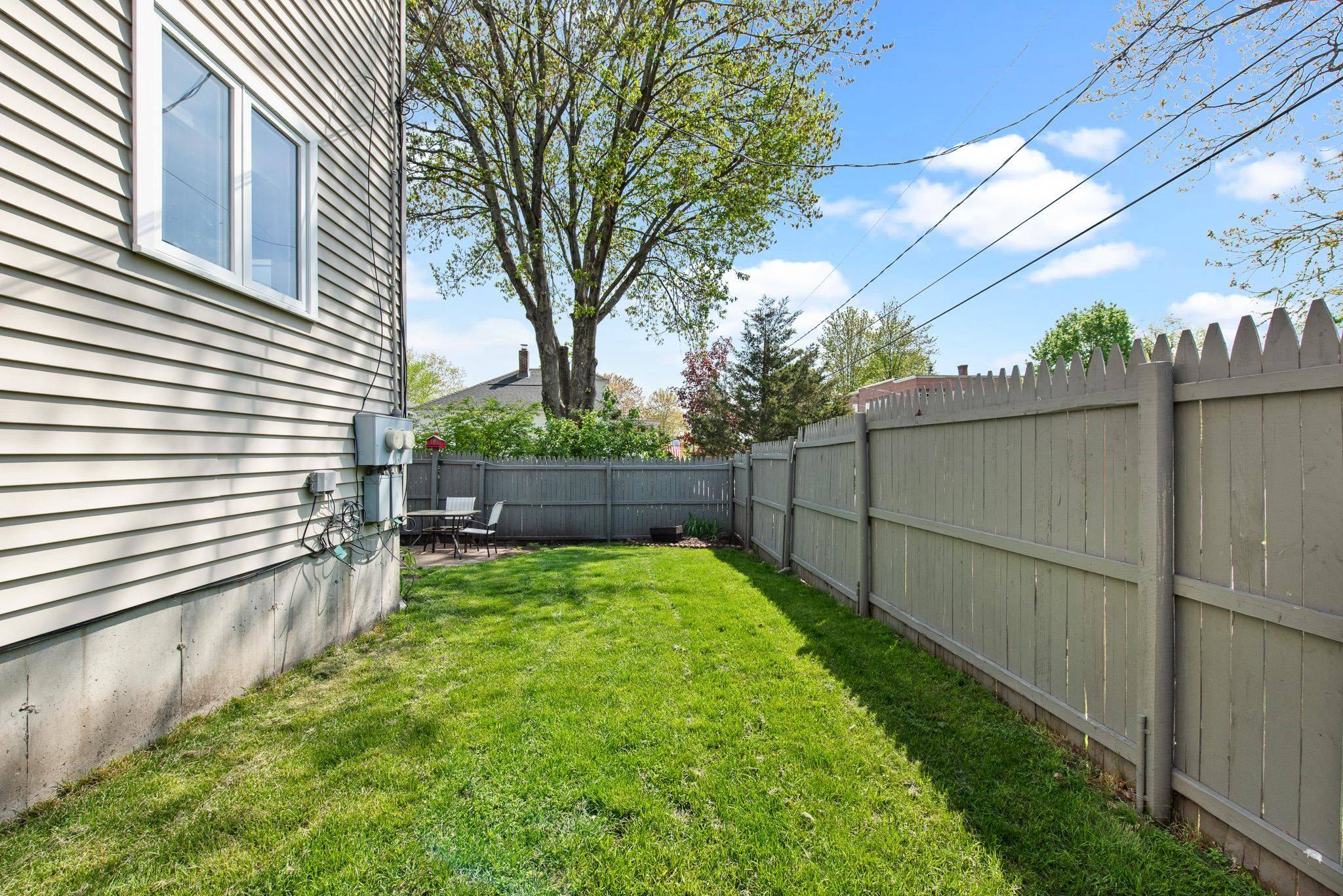 Manchester, NH 03103,33 West Elmhurst AVE #D