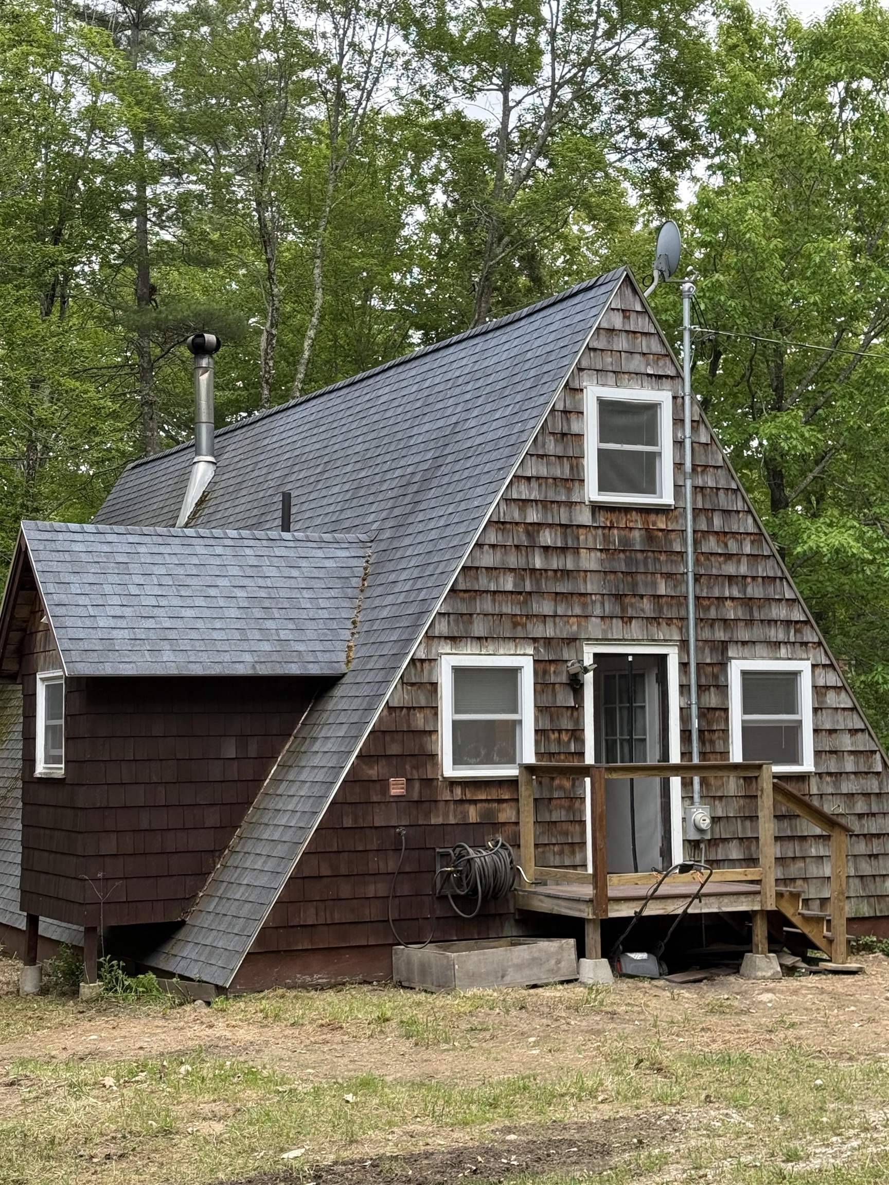 Middleton, NH 03887,9 Spruce RD