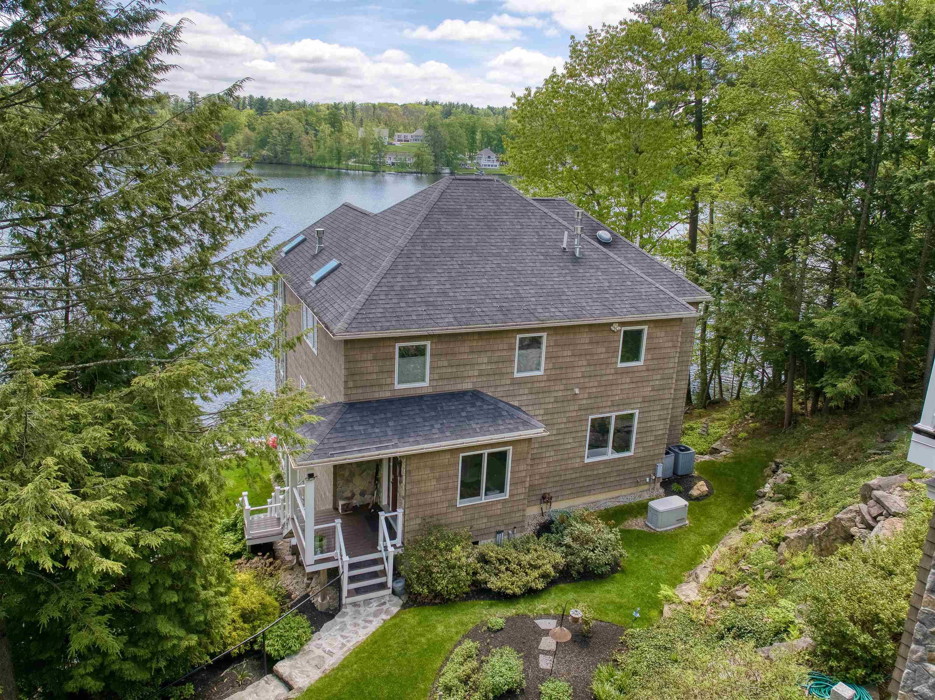 25 N Shore RD Windham, NH 03087