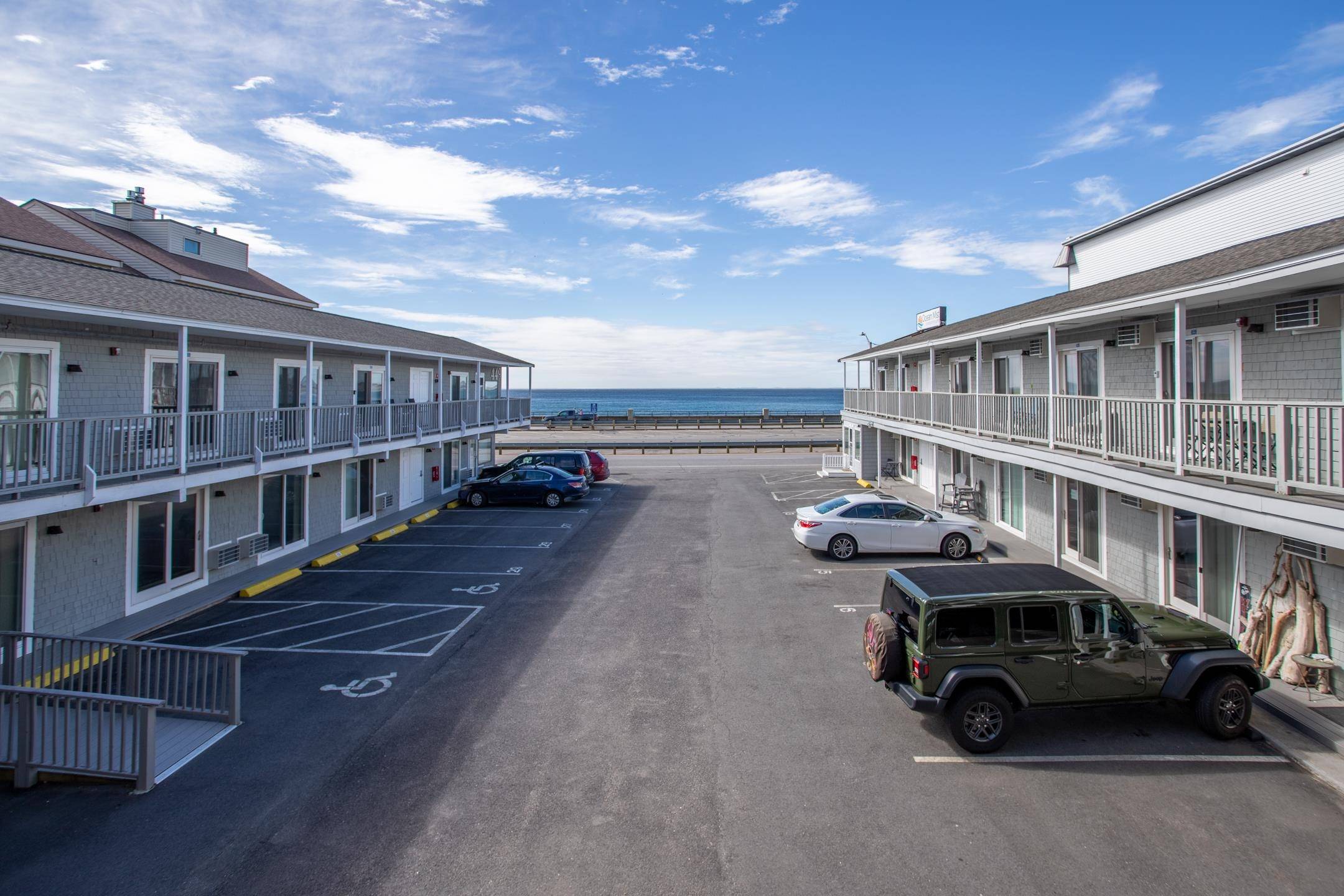 Hampton, NH 03842,449 Ocean BLVD #207