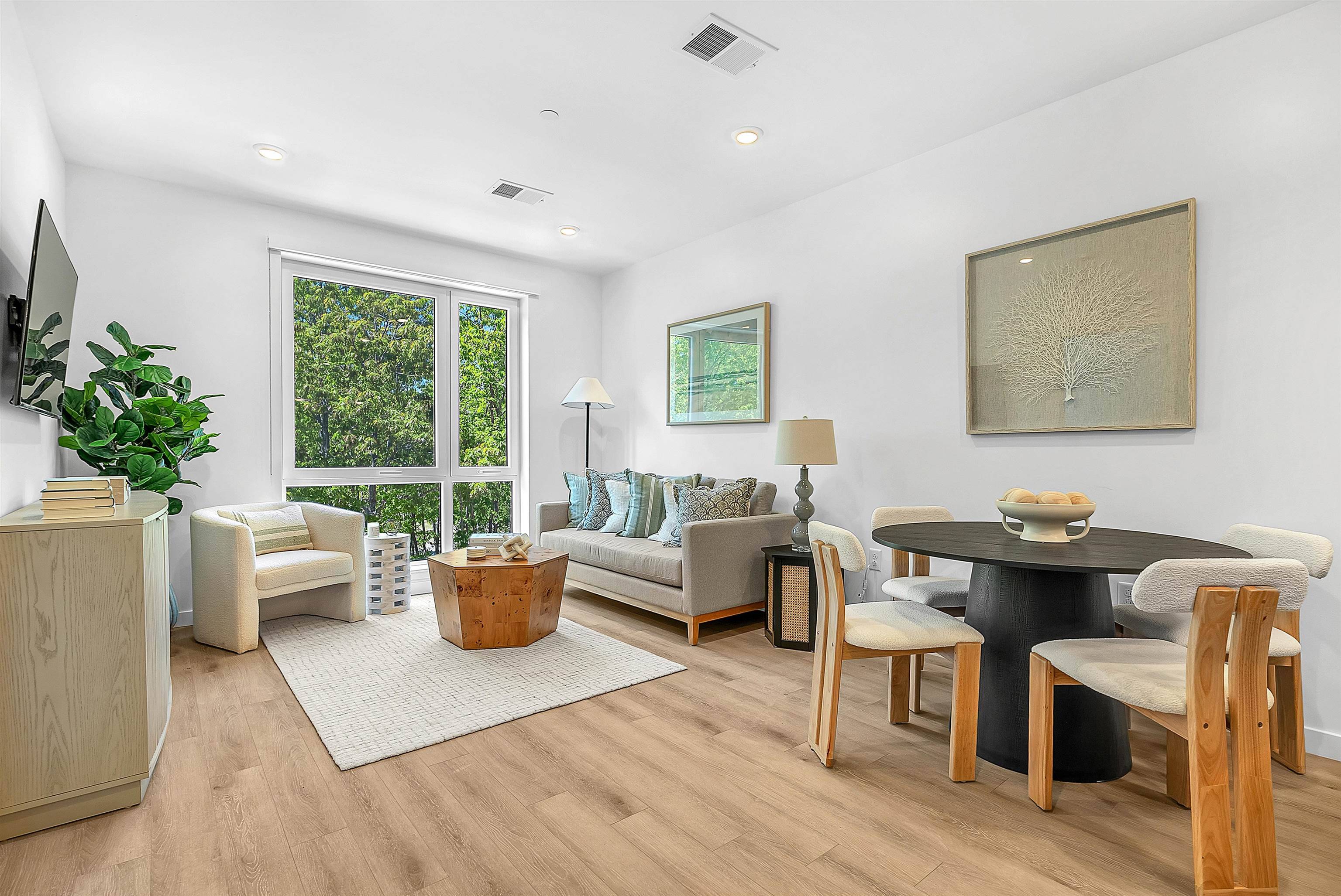 Portsmouth, NH 03801,80 Constitution AVE #316