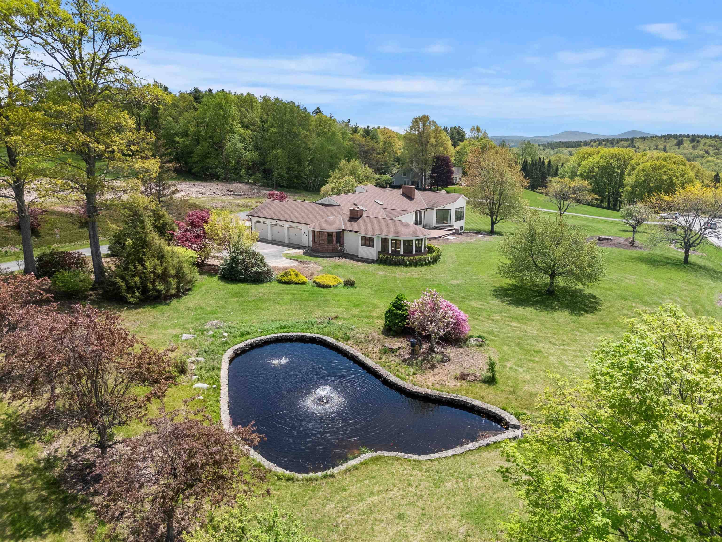 43 Sterling PL Bow, NH 03304