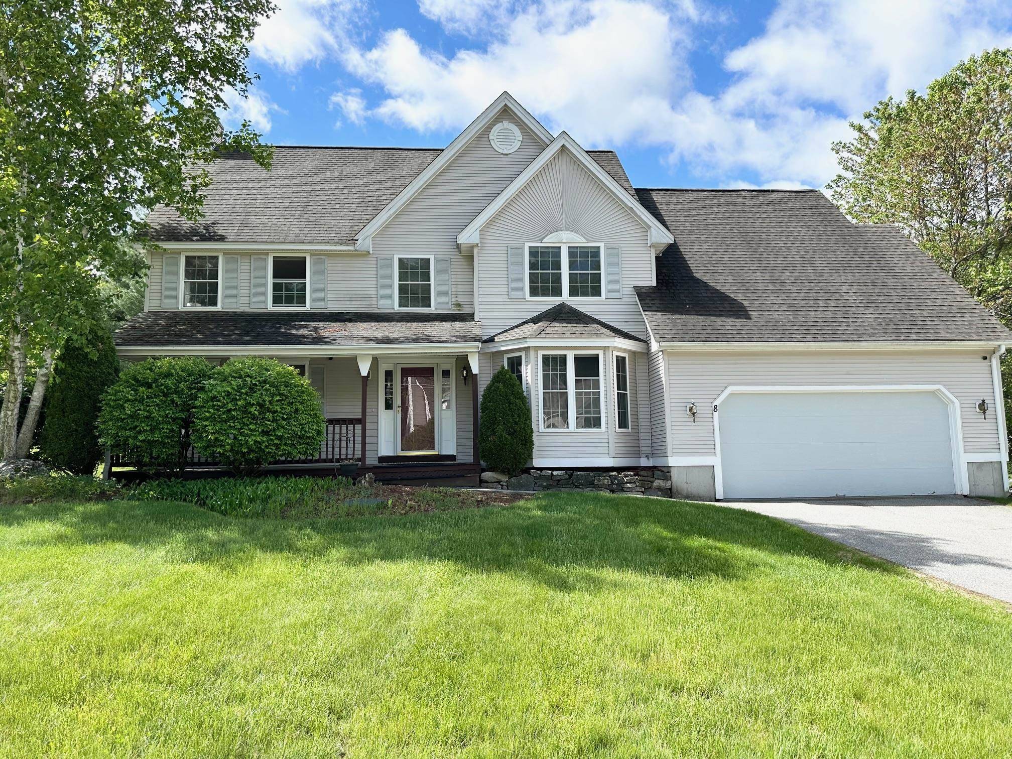 Nashua, NH 03063,8 Heathrow CT