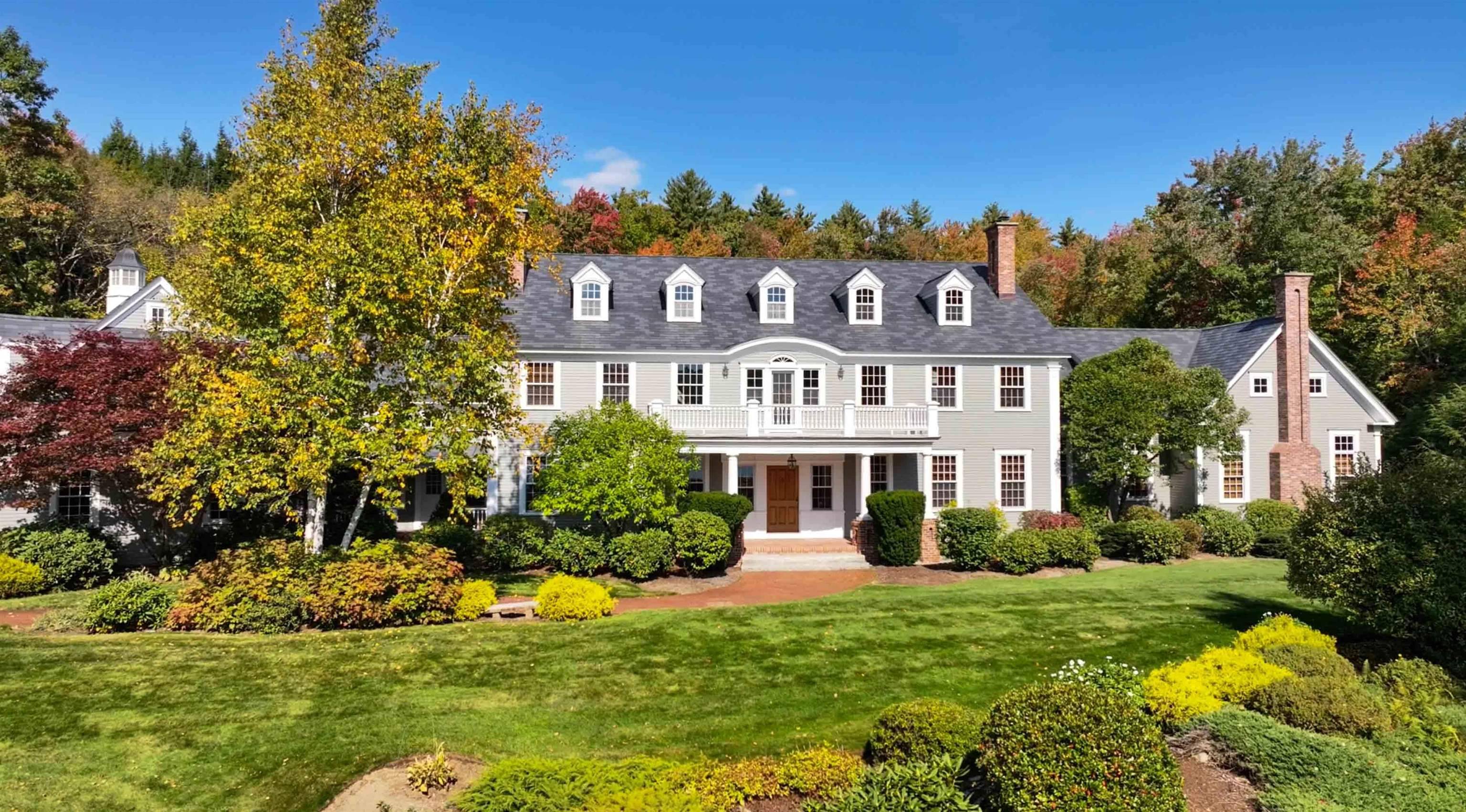 New London, NH 03257,373 Lakeshore DR