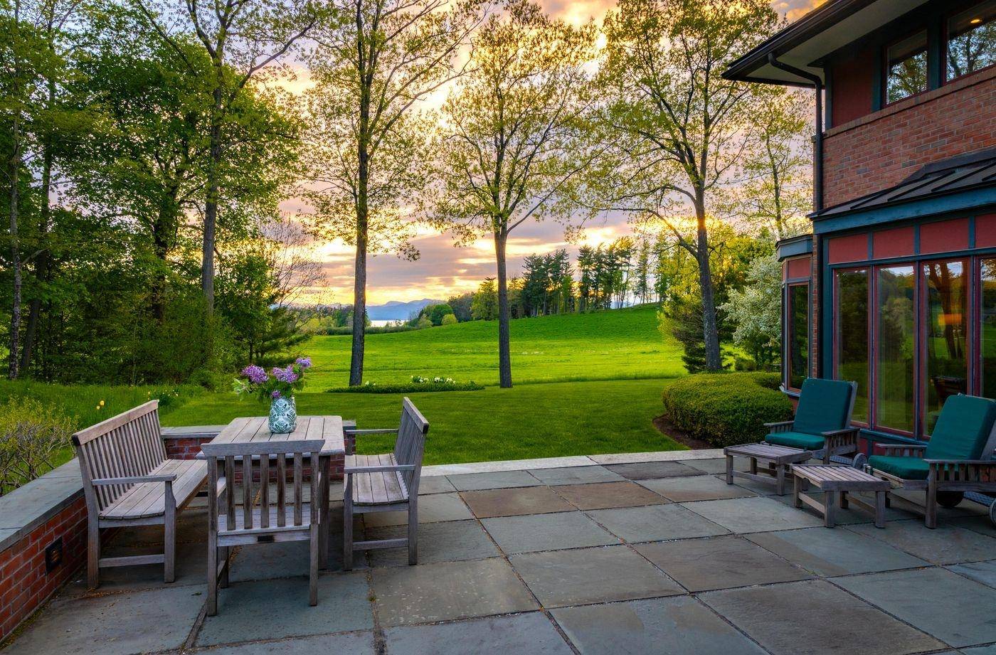 141 Pheasant Hill RD Shelburne, VT 05482