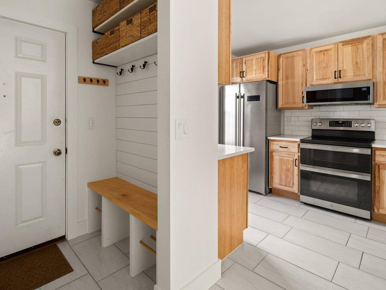 Williston, VT 05495,120 Southview LN