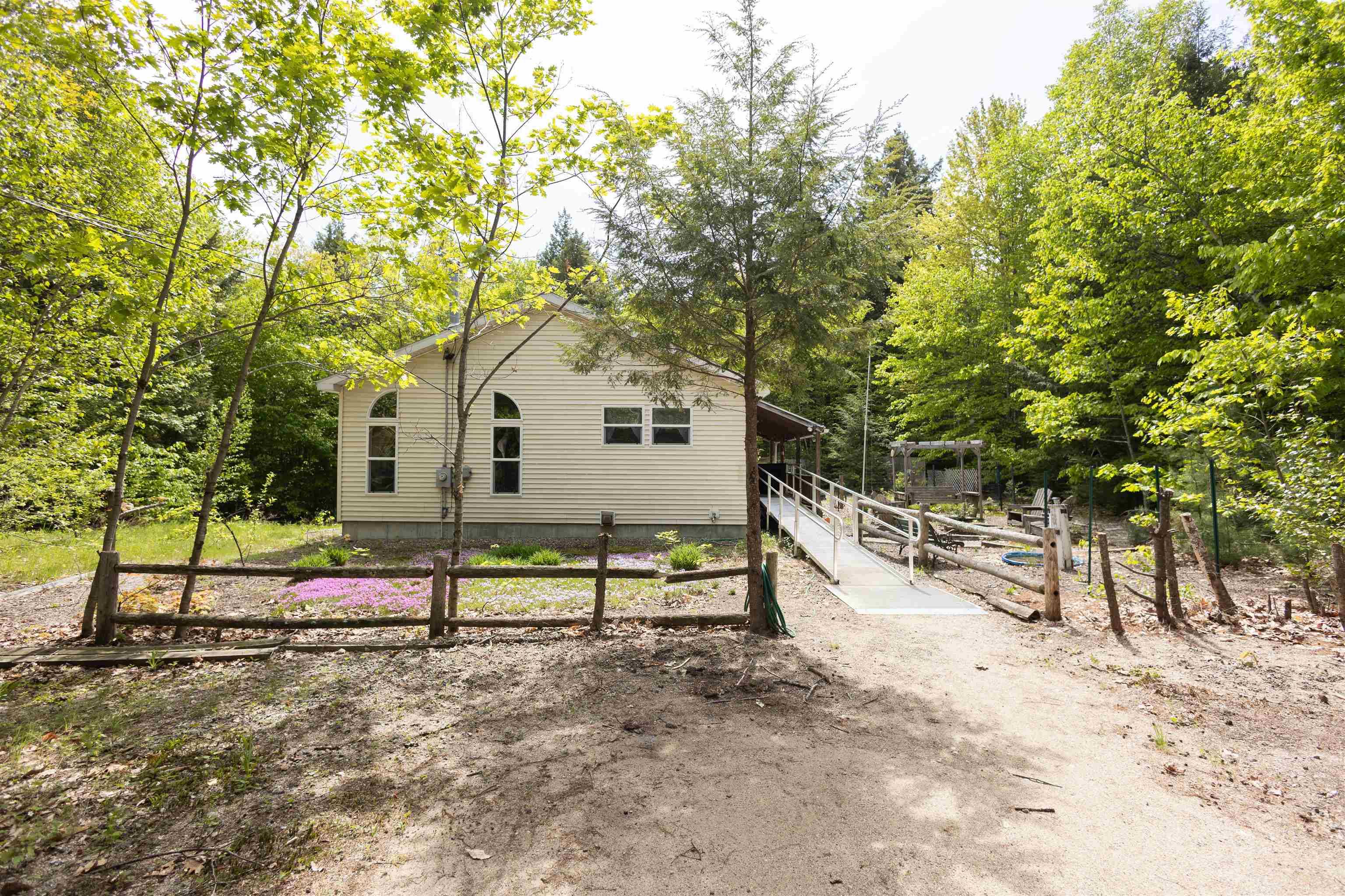 Effingham, NH 03882-4406,11 Henry DR