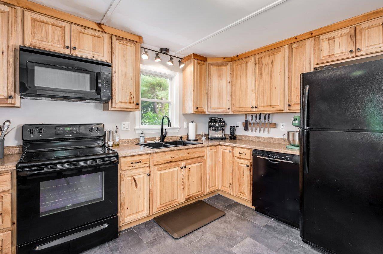Rochester, NH 03867,32 Park ST