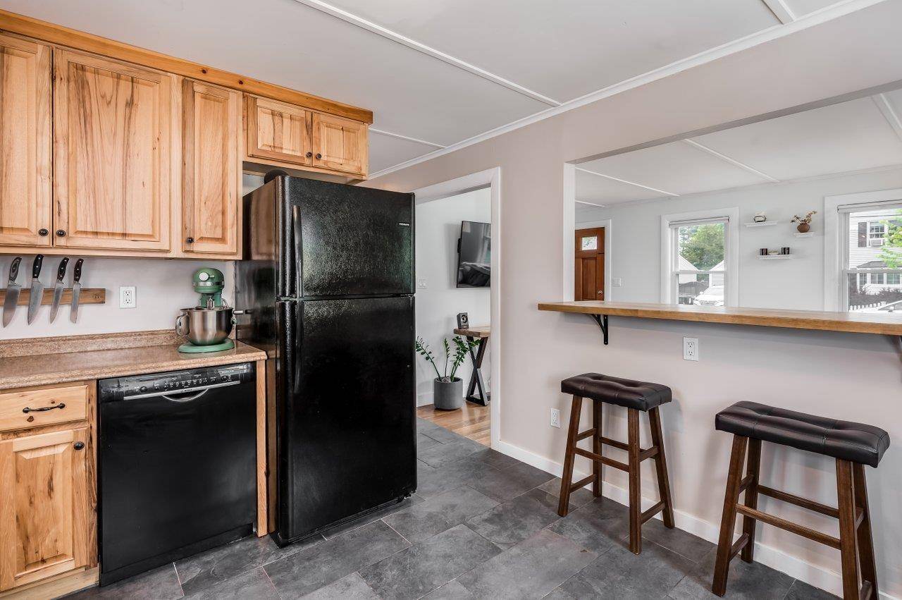Rochester, NH 03867,32 Park ST