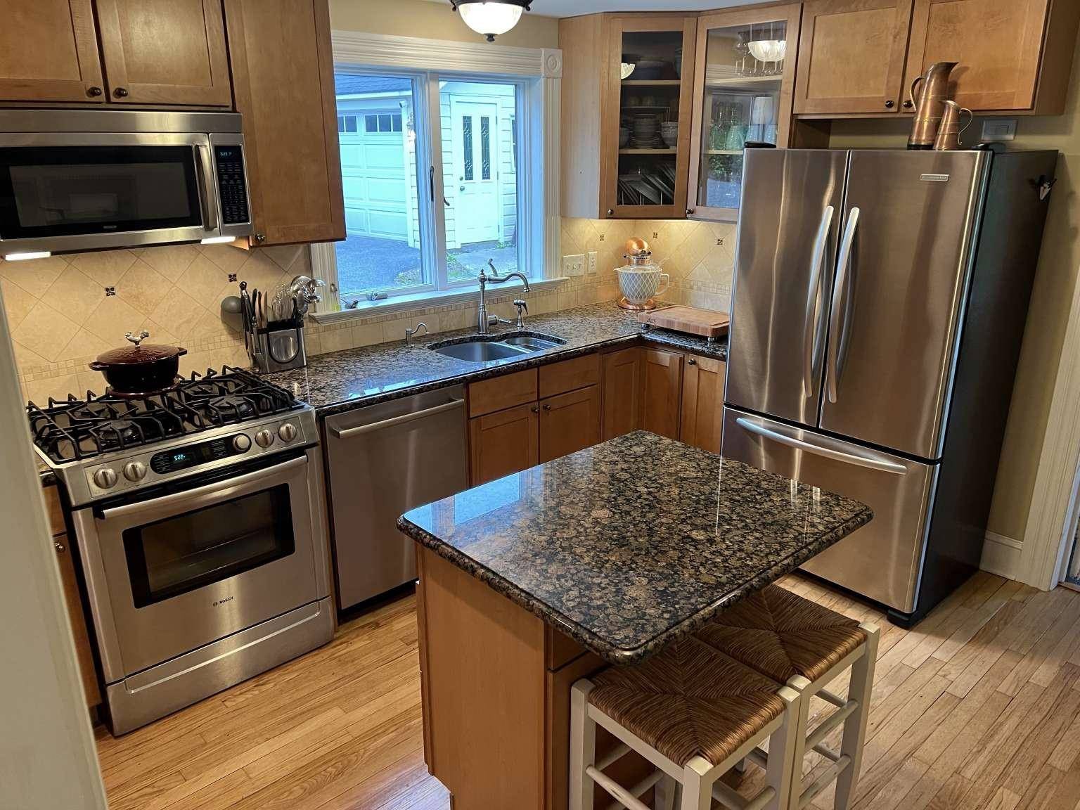Burlington, VT 05401,11 Chittenden DR