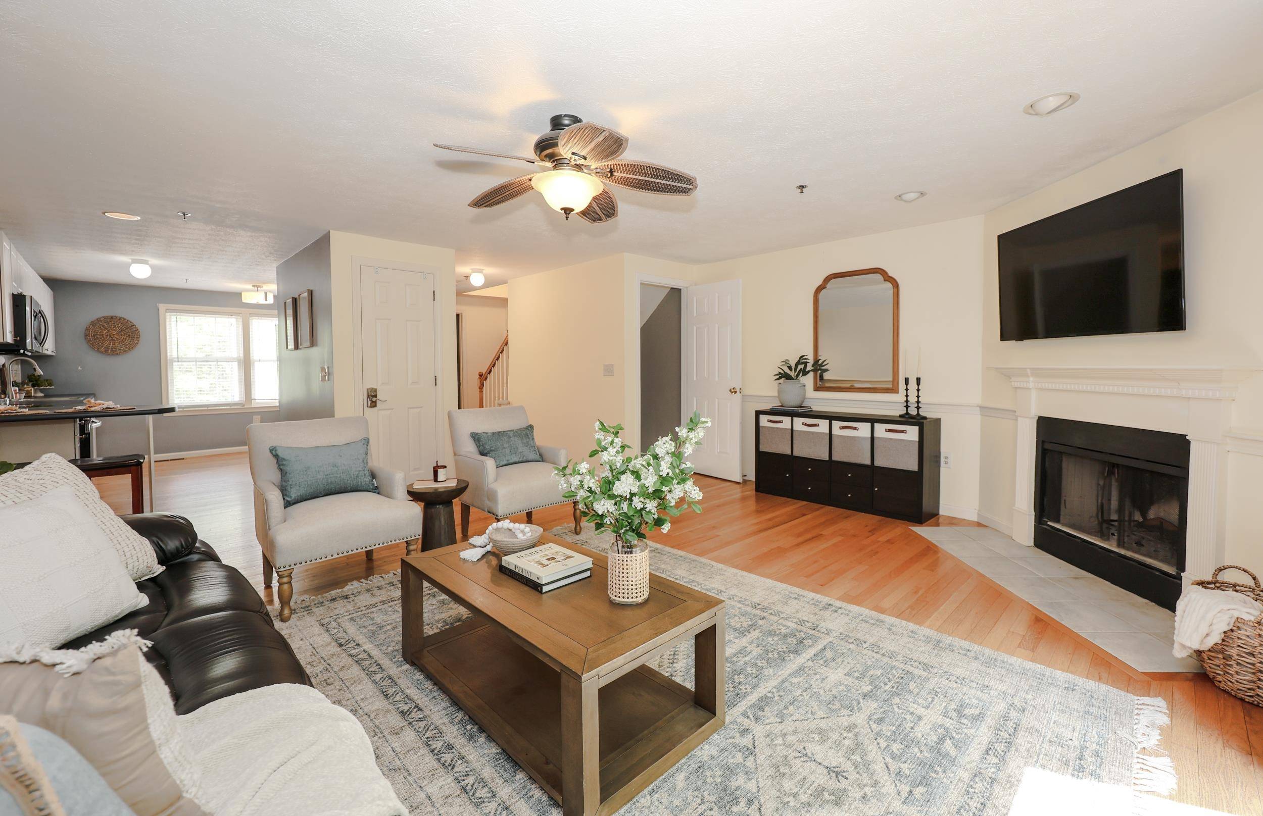 Merrimack, NH 03054,4 Rocky Ledge RD