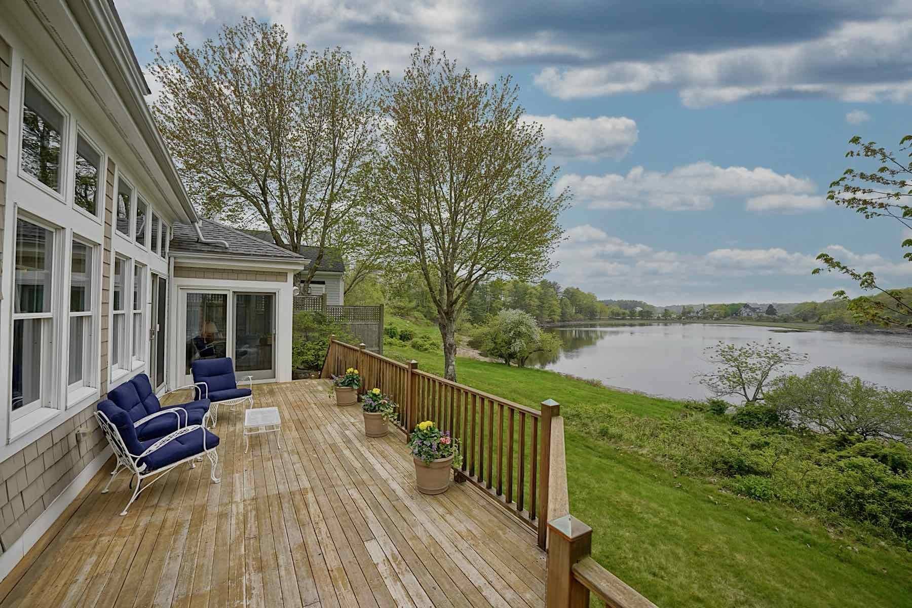 24 Mill Pond RD New Castle, NH 03854