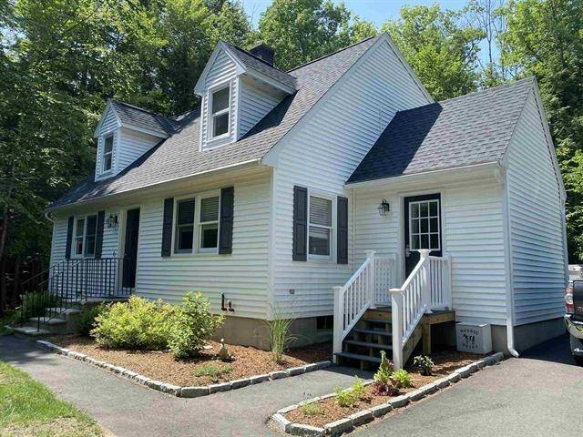Weare, NH 03281,10 Irving DR