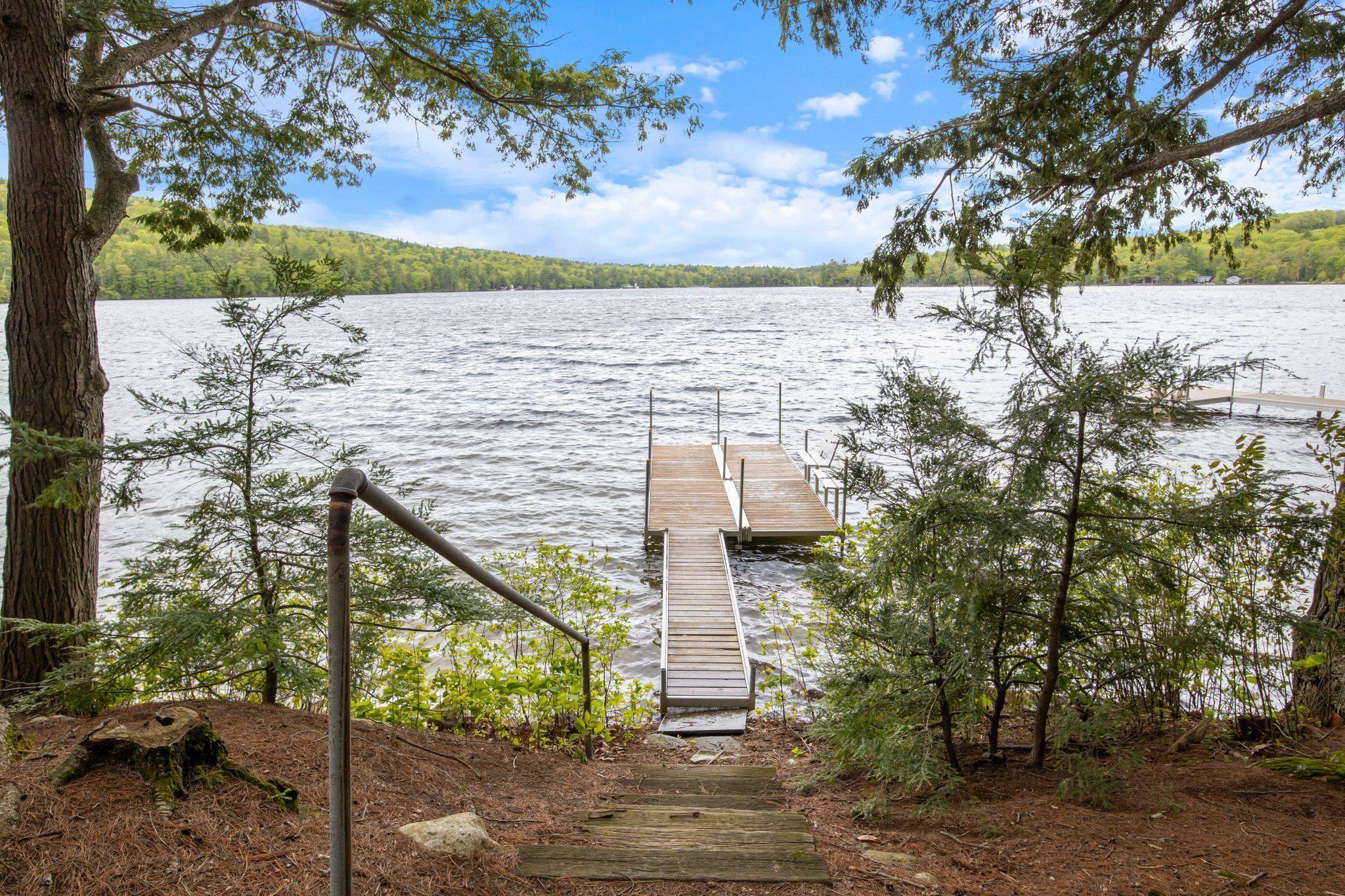 Acton, ME 04001,17 Hayes LN