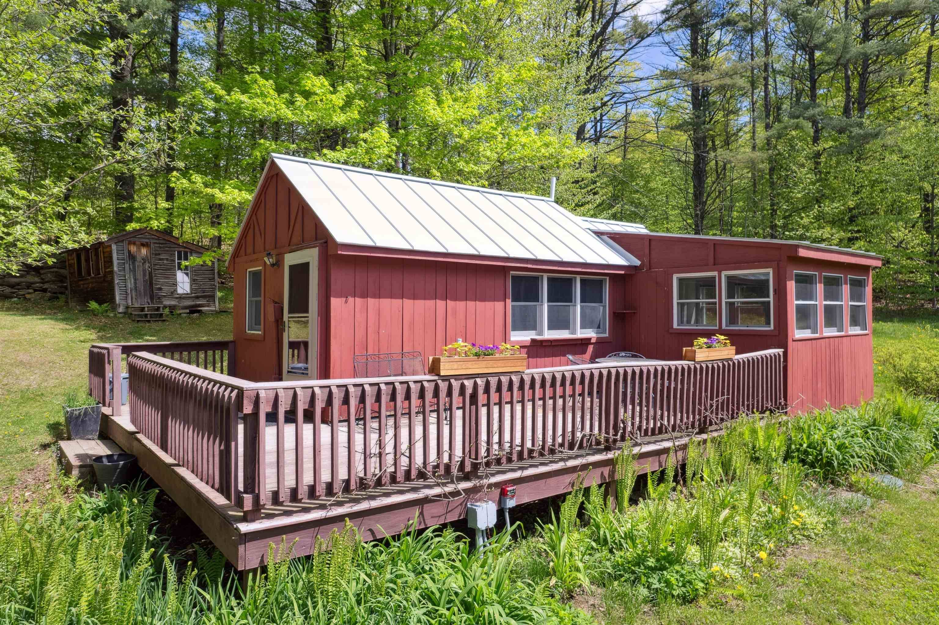 Strafford, VT 05070,1176 Cross RD