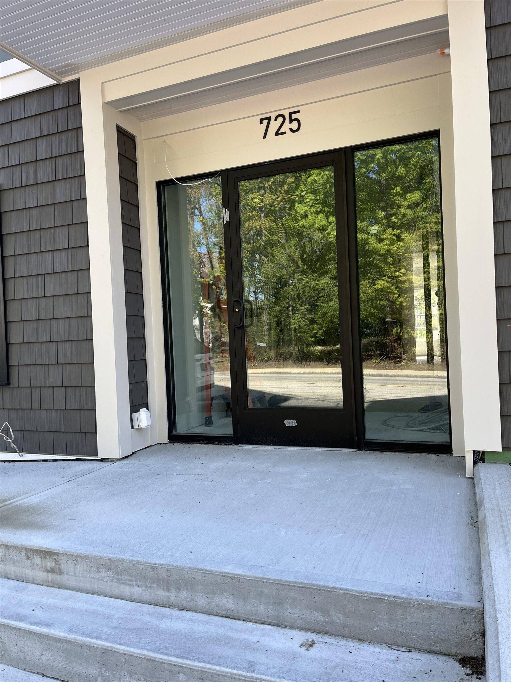 Dover, NH 03820,725 Central AVE #415
