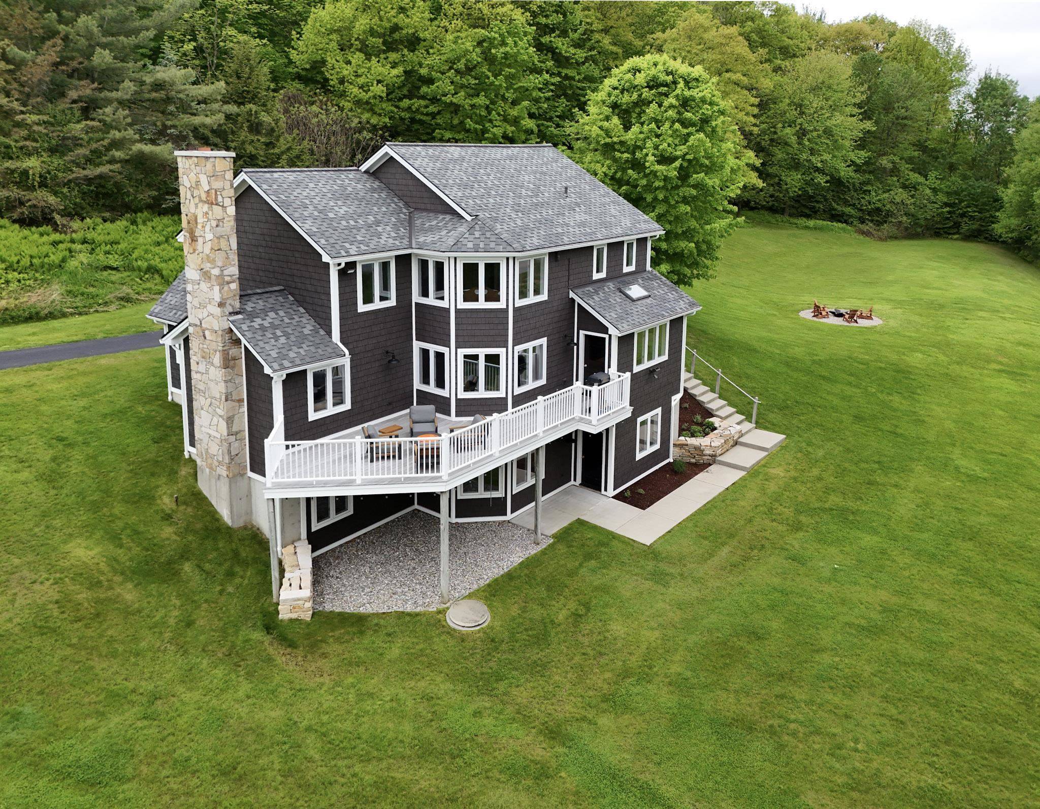 Burlington, VT 05408,105 Brook DR