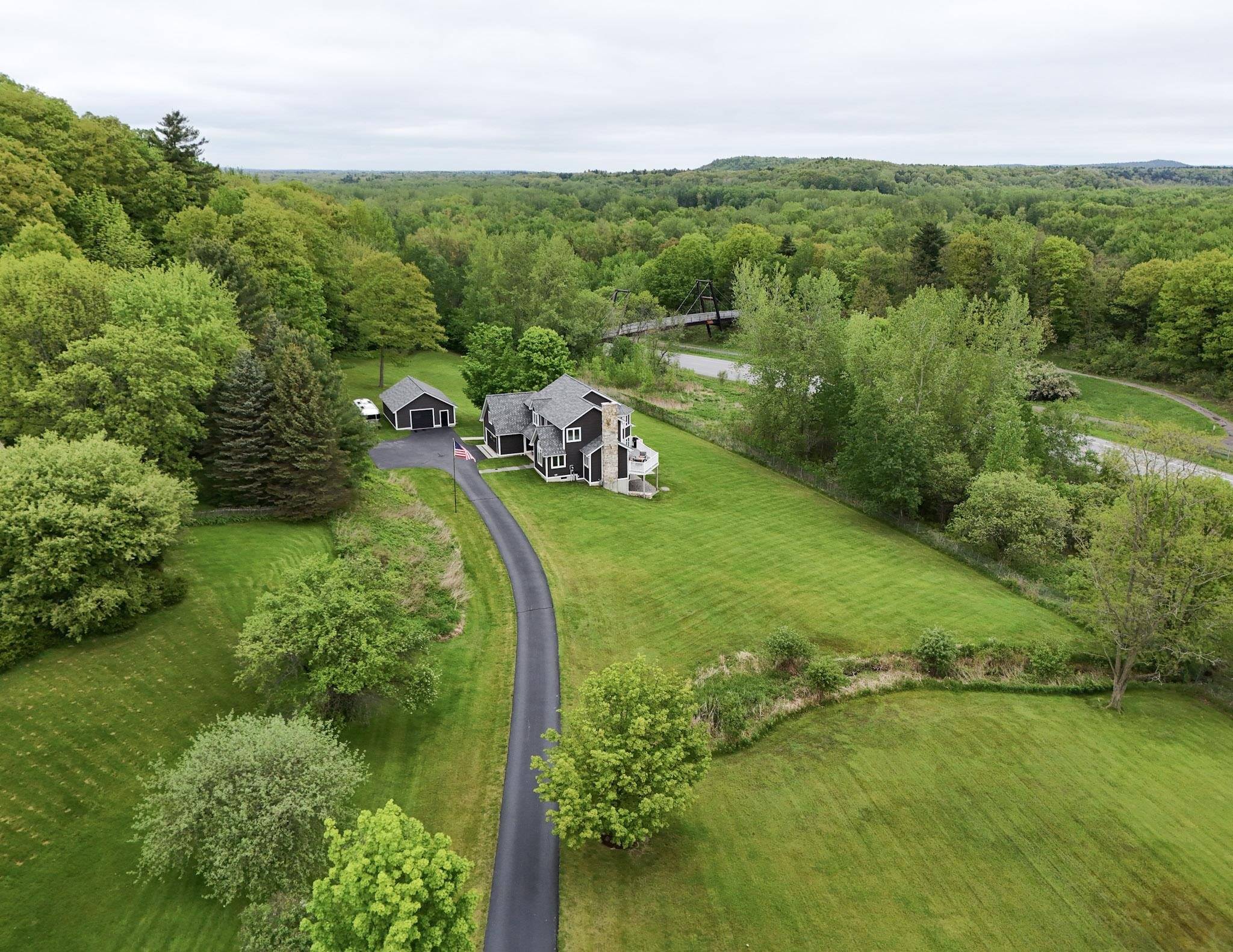 Burlington, VT 05408,105 Brook DR
