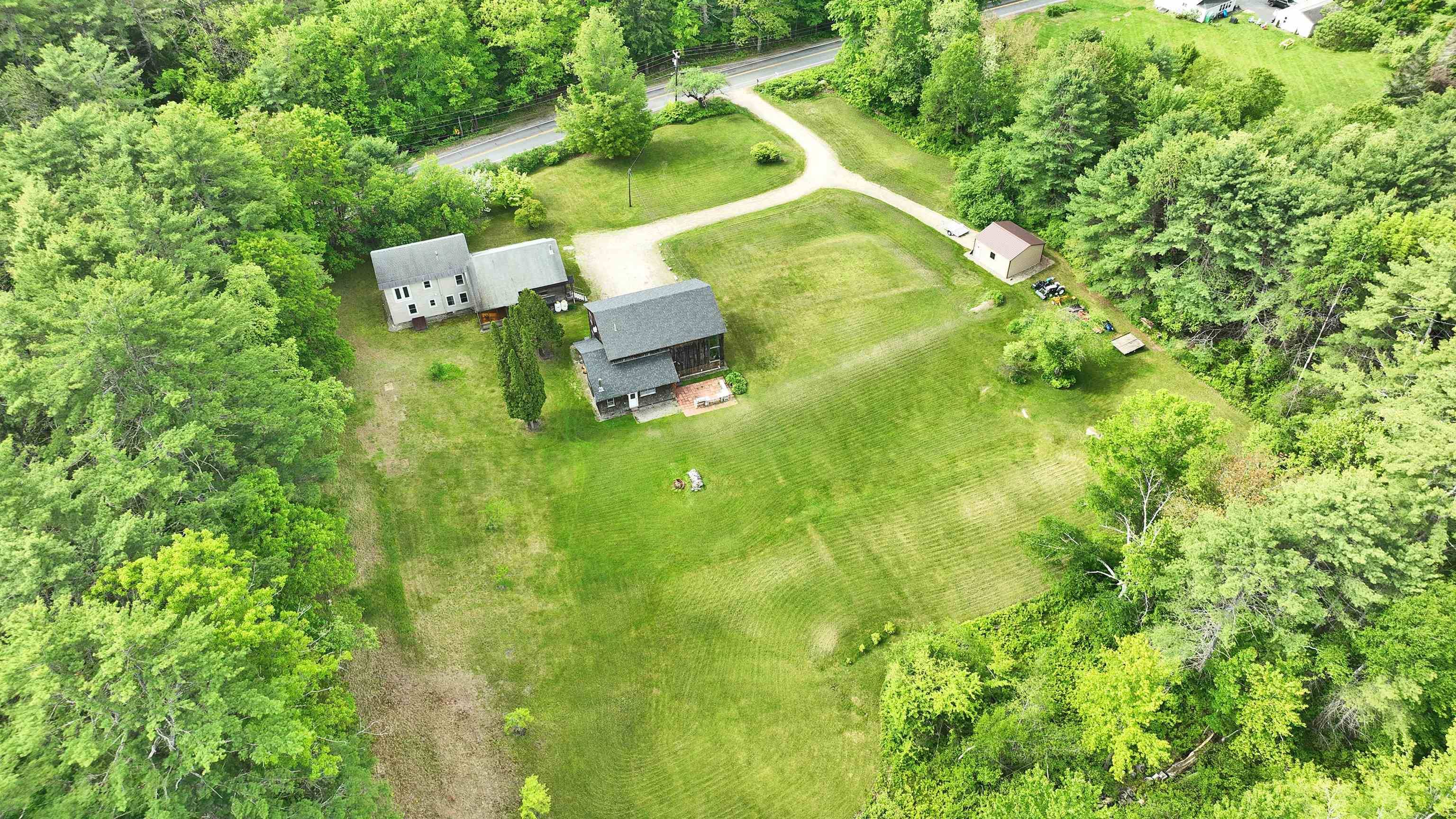 Bennington, NH 03442,184 Francestown RD