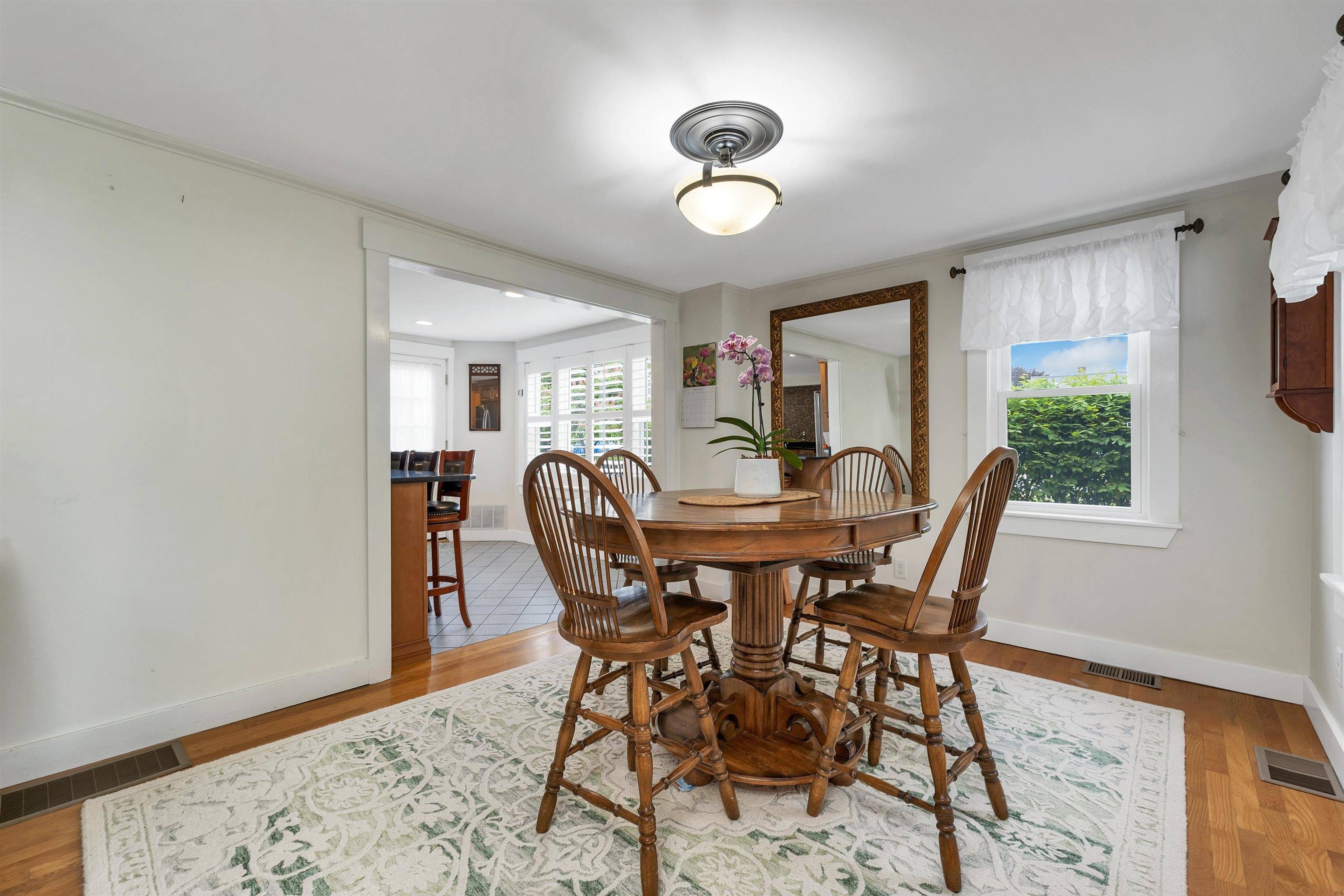 163 Ocean RD Portsmouth, NH 03801