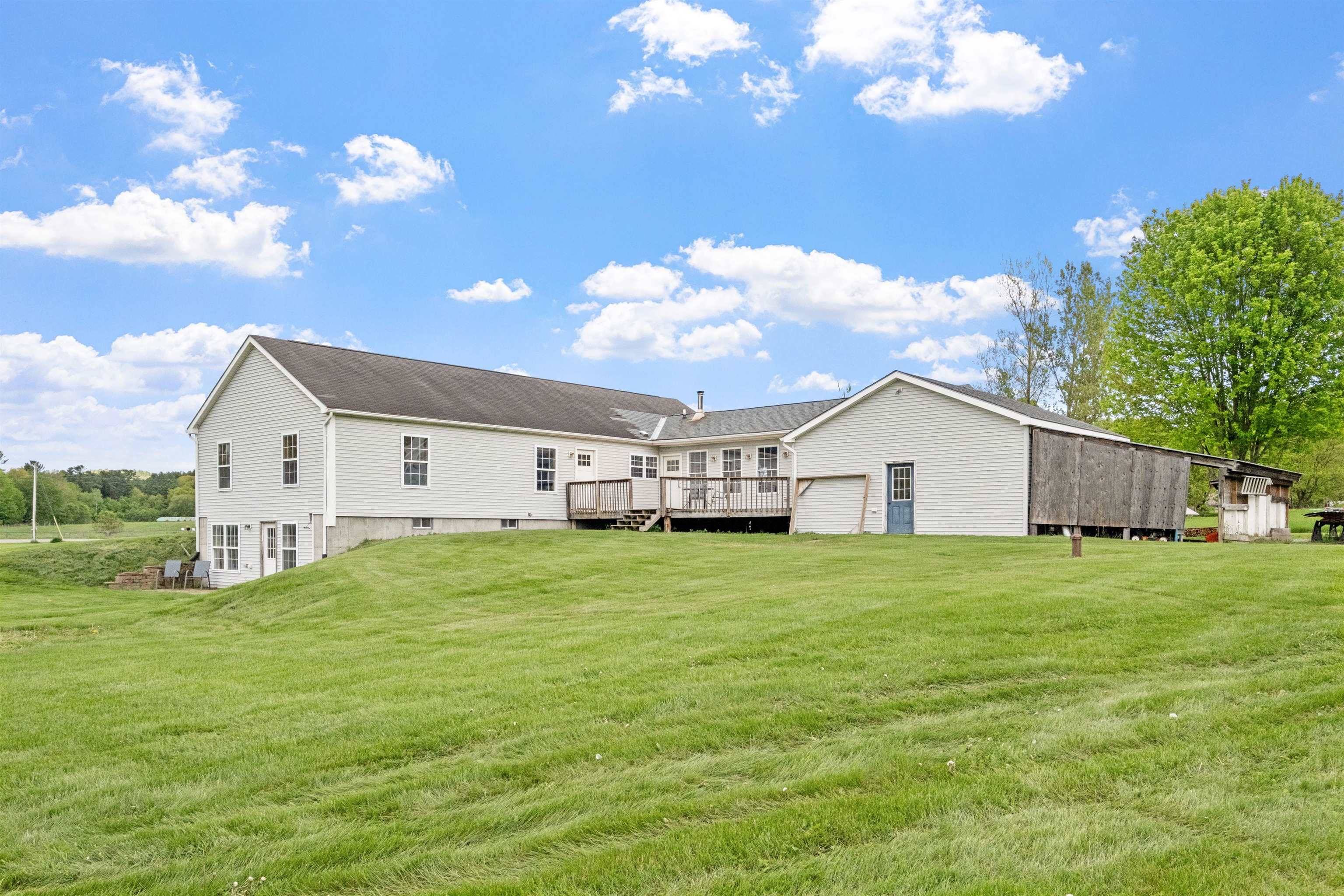 Monroe, NH 03771,1972 Littleton RD