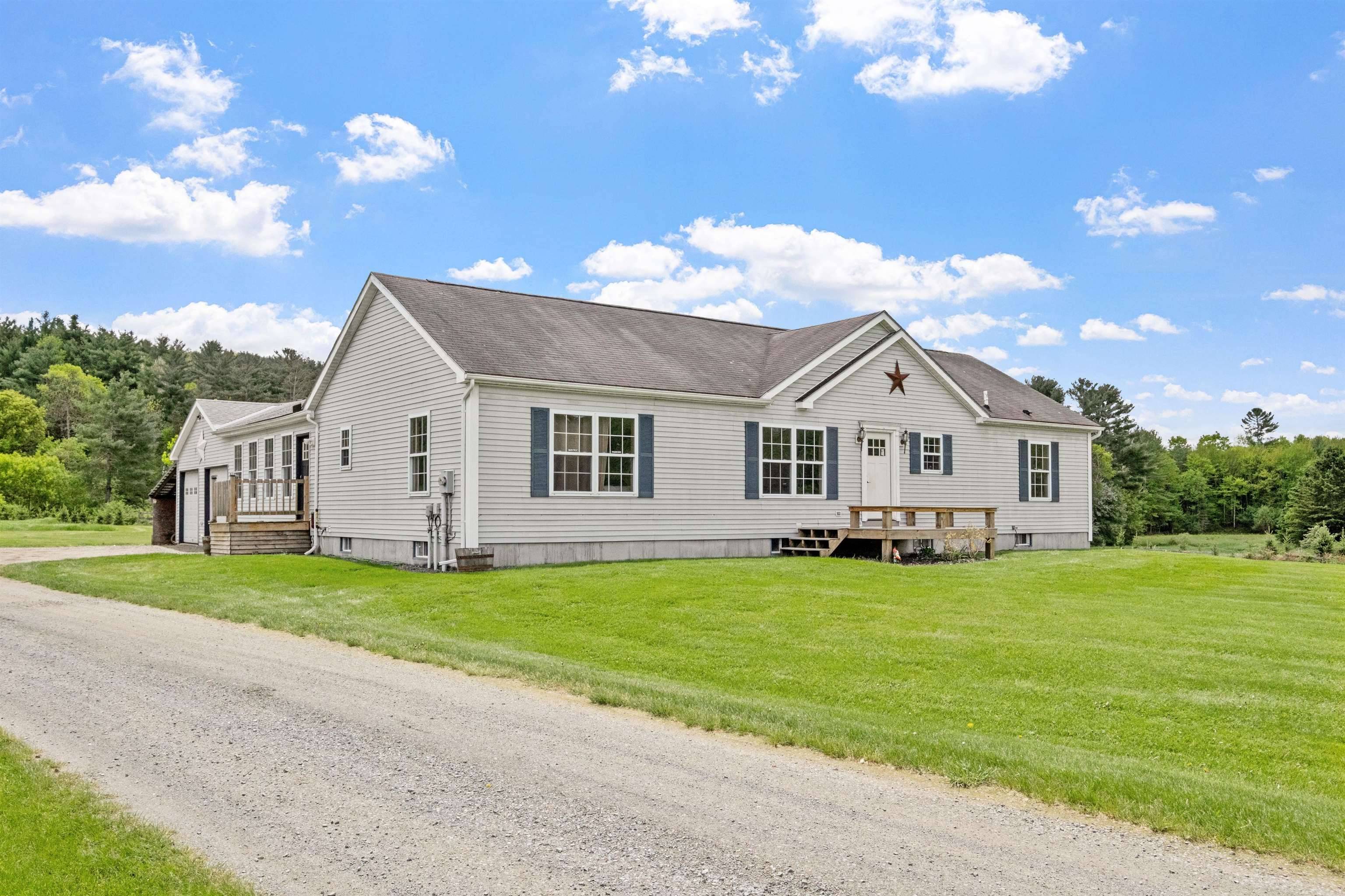 Monroe, NH 03771,1972 Littleton RD