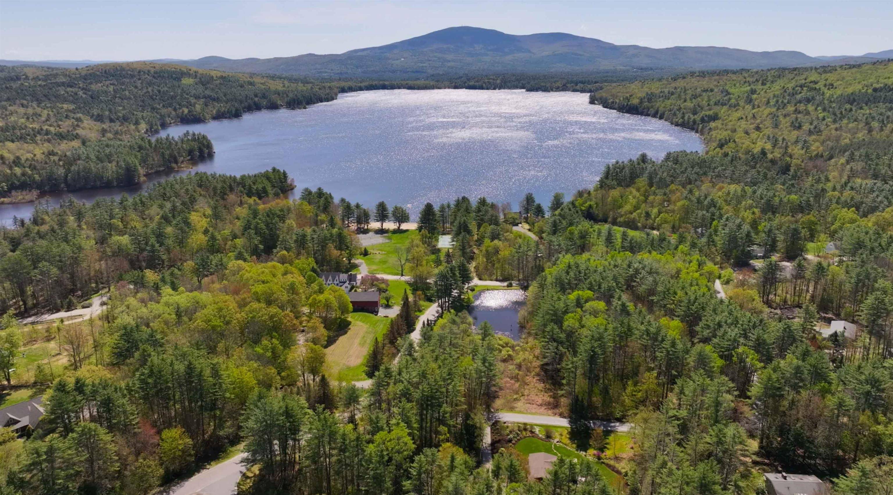 New London, NH 03257,87 Deerpath RD