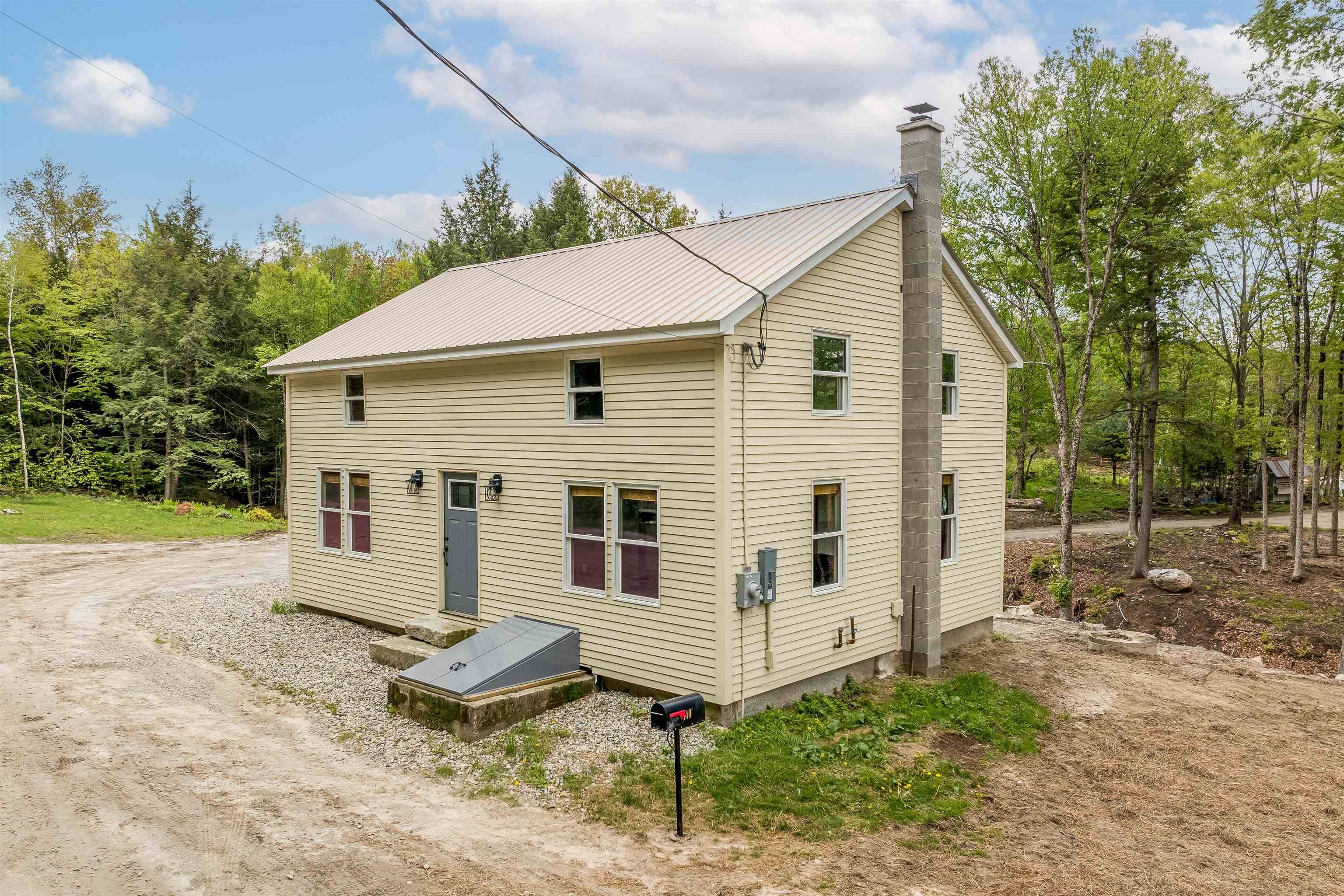 Unity, NH 03773,140 Thurber RD
