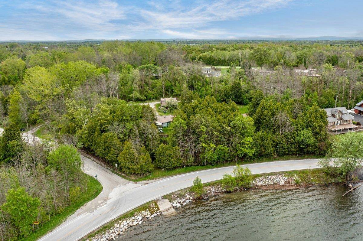 28 Hilltop RD Alburgh, VT 05440