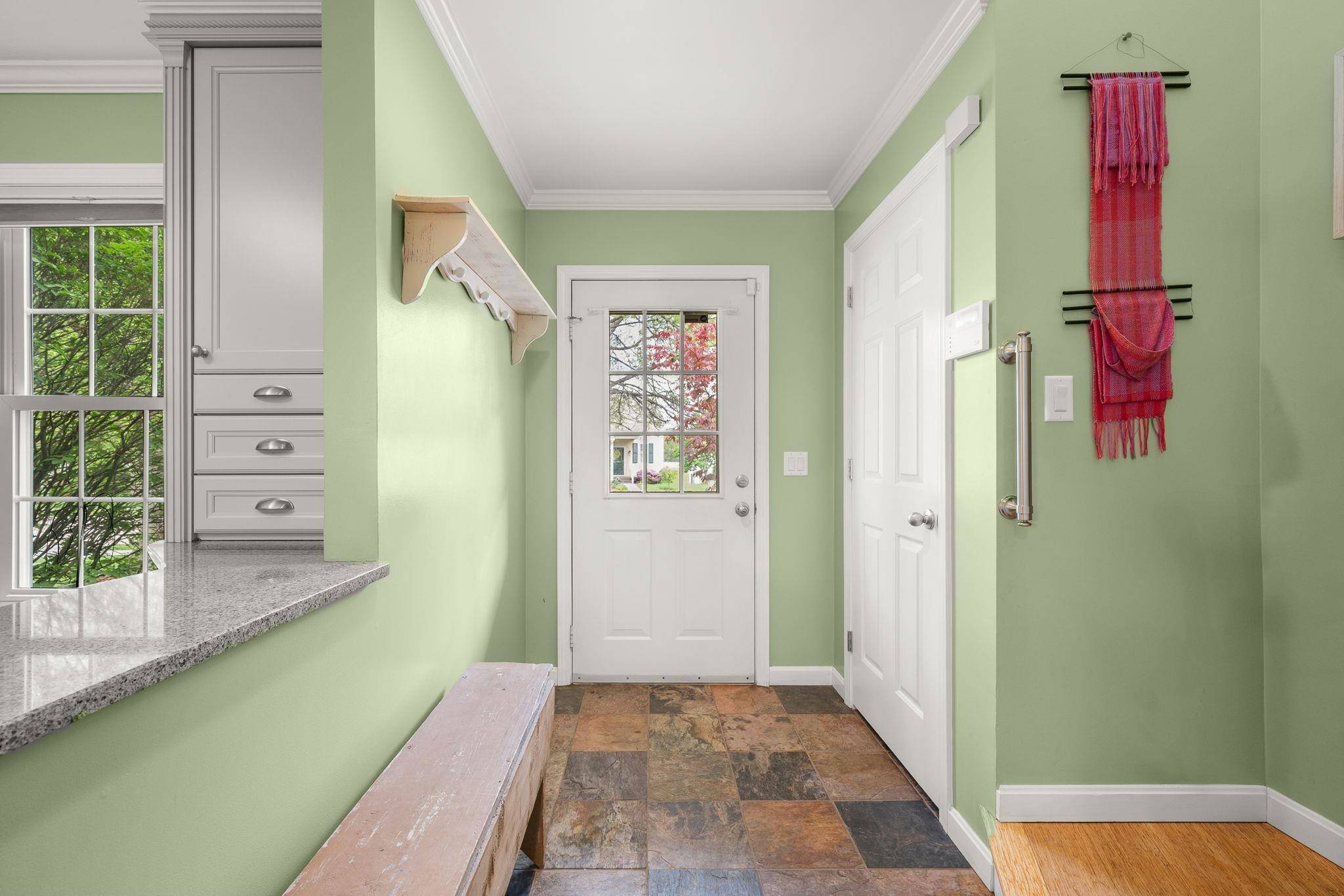 29 Fox Run RD Essex, VT 05452