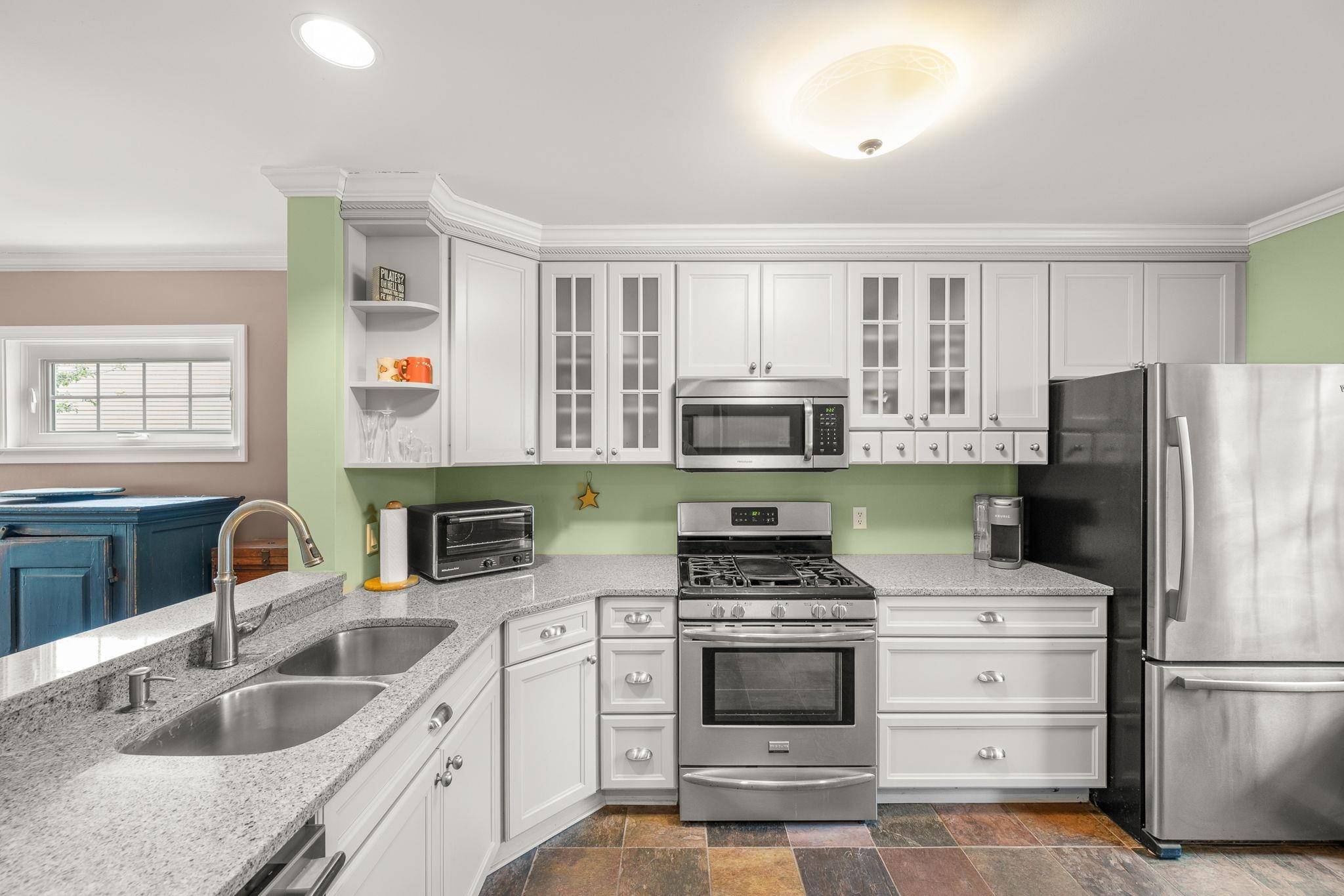 29 Fox Run RD Essex, VT 05452
