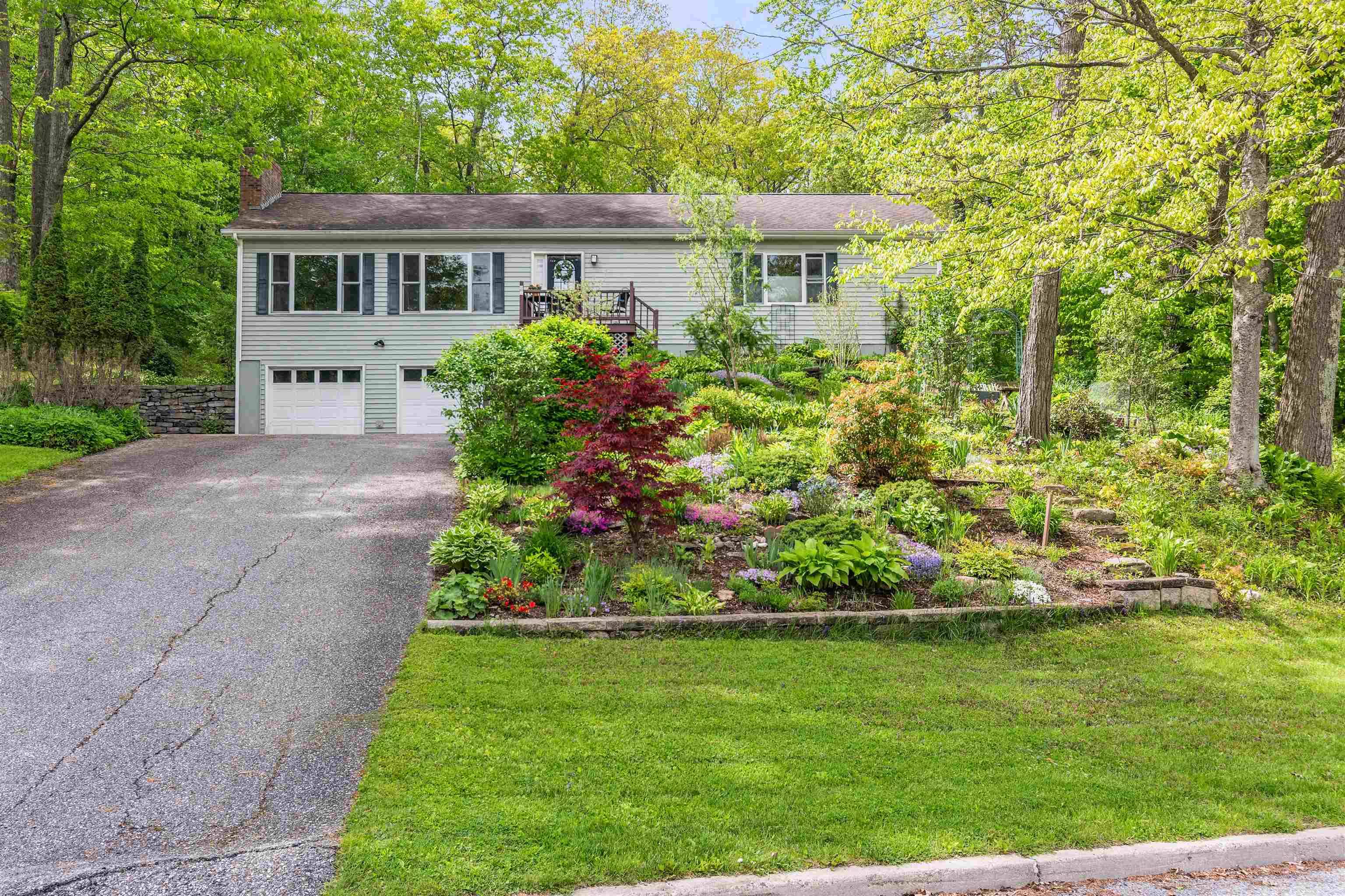 Essex, VT 05452,27 Wildwood DR